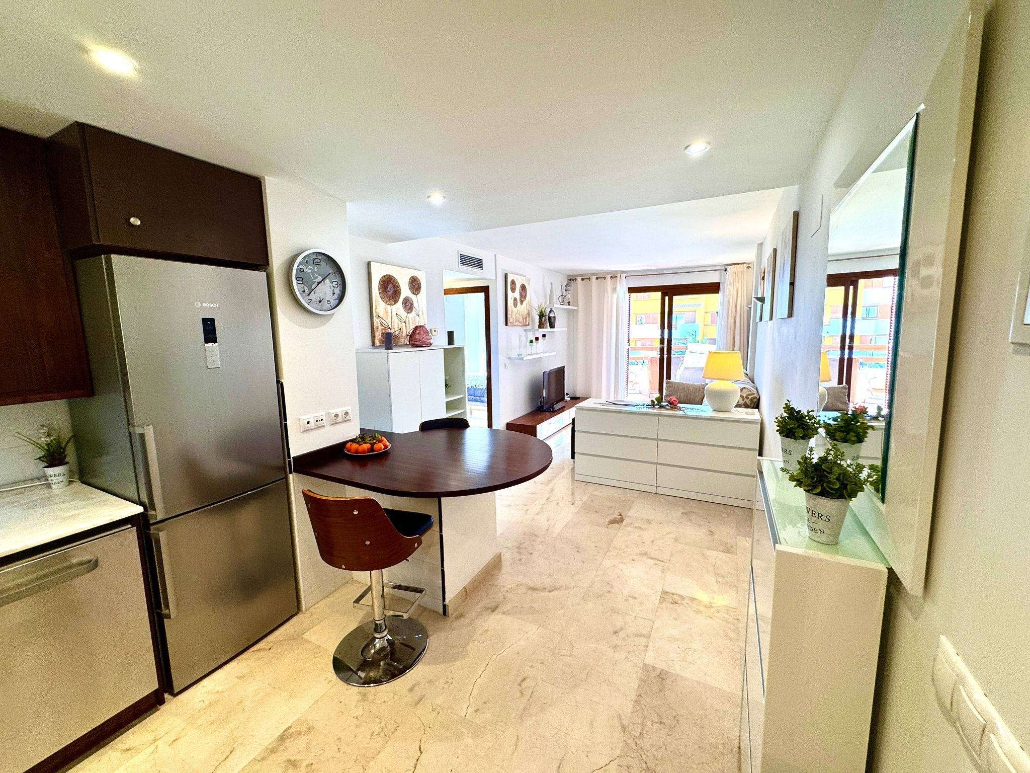 For sale - 2 Bedroom 1 Bathroom Apartment in Torrevieja - Punta Prima  - Alicante