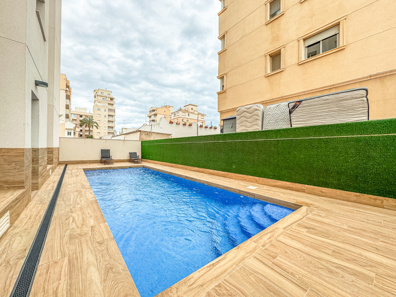 For sale - 2 Bedroom 1 Bathroom Apartment in Torrevieja - Costa Blanca  - Alicante