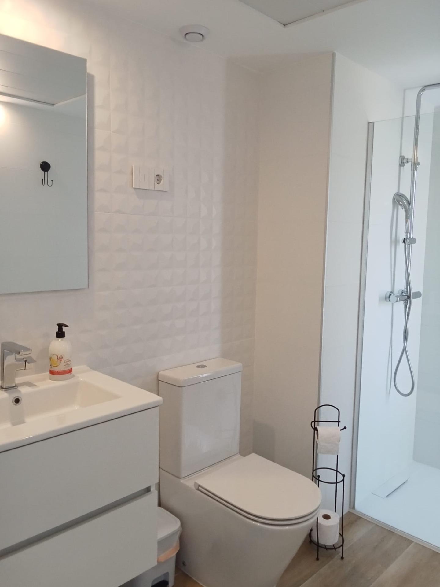 For sale - 2 Bedroom 2 Bathroom Apartment in Torrevieja - Punta Prima  - Alicante