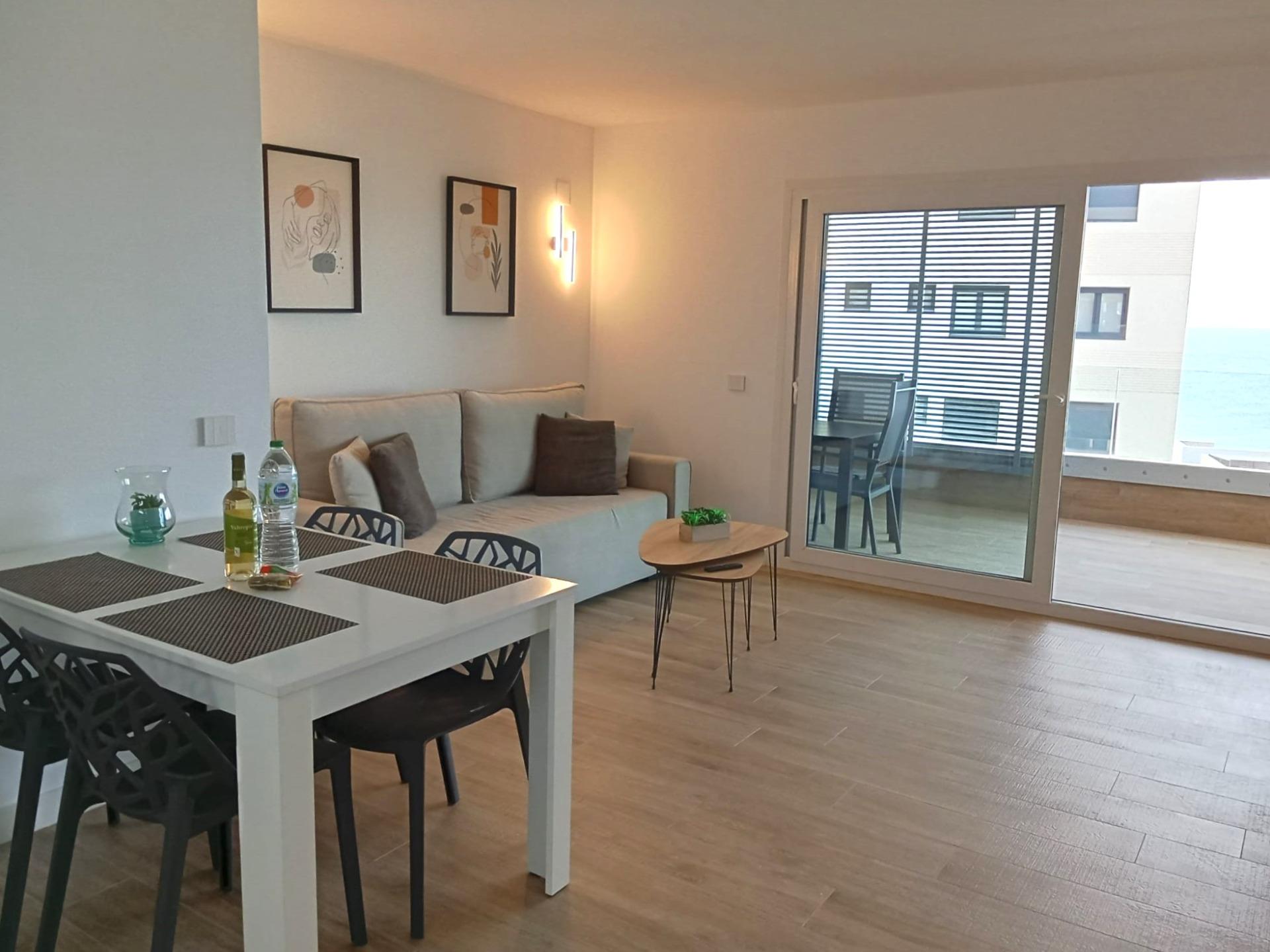For sale - 2 Bedroom 2 Bathroom Apartment in Torrevieja - Punta Prima  - Alicante