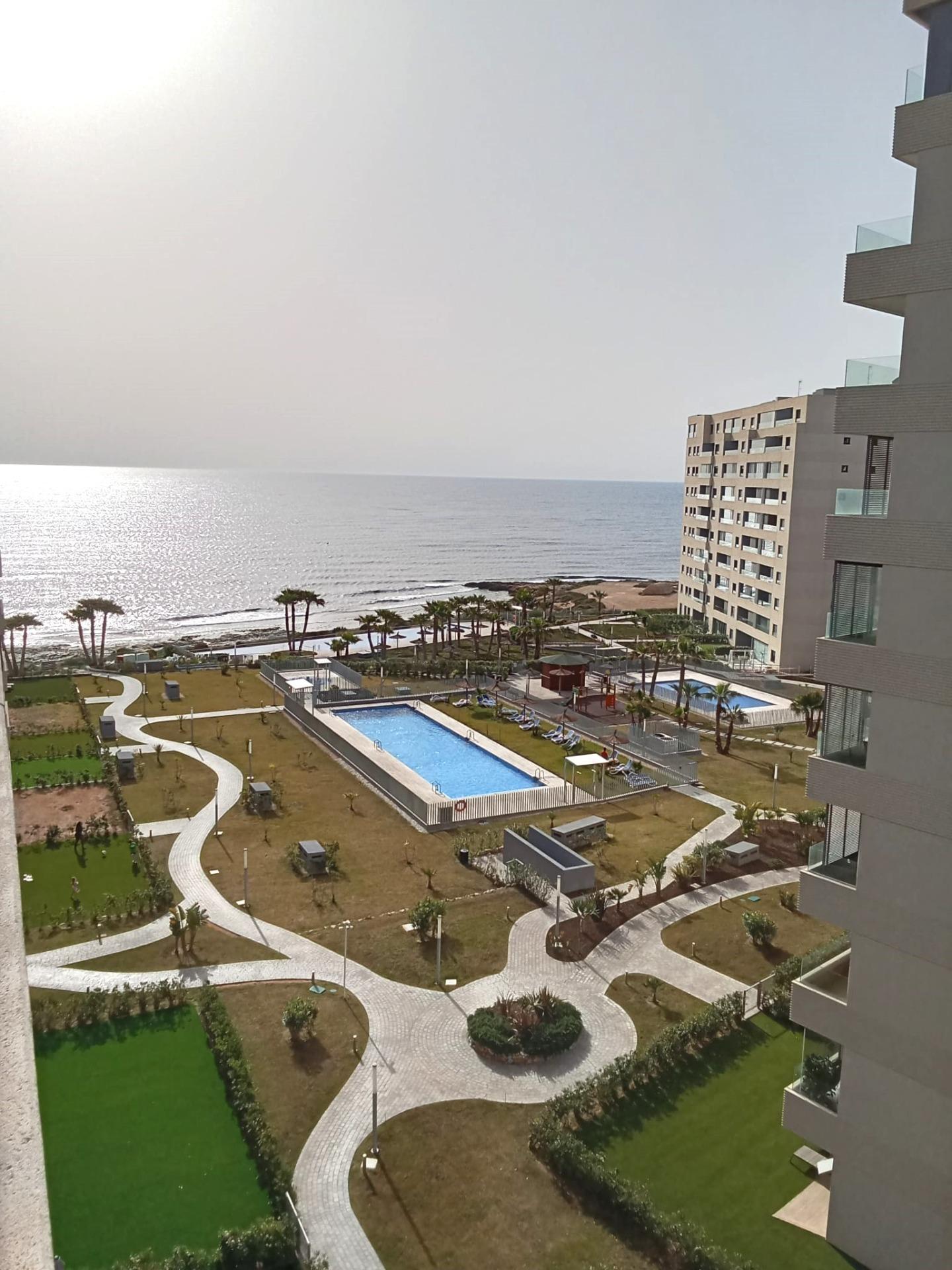 For sale - 2 Bedroom 2 Bathroom Apartment in Torrevieja - Punta Prima  - Alicante
