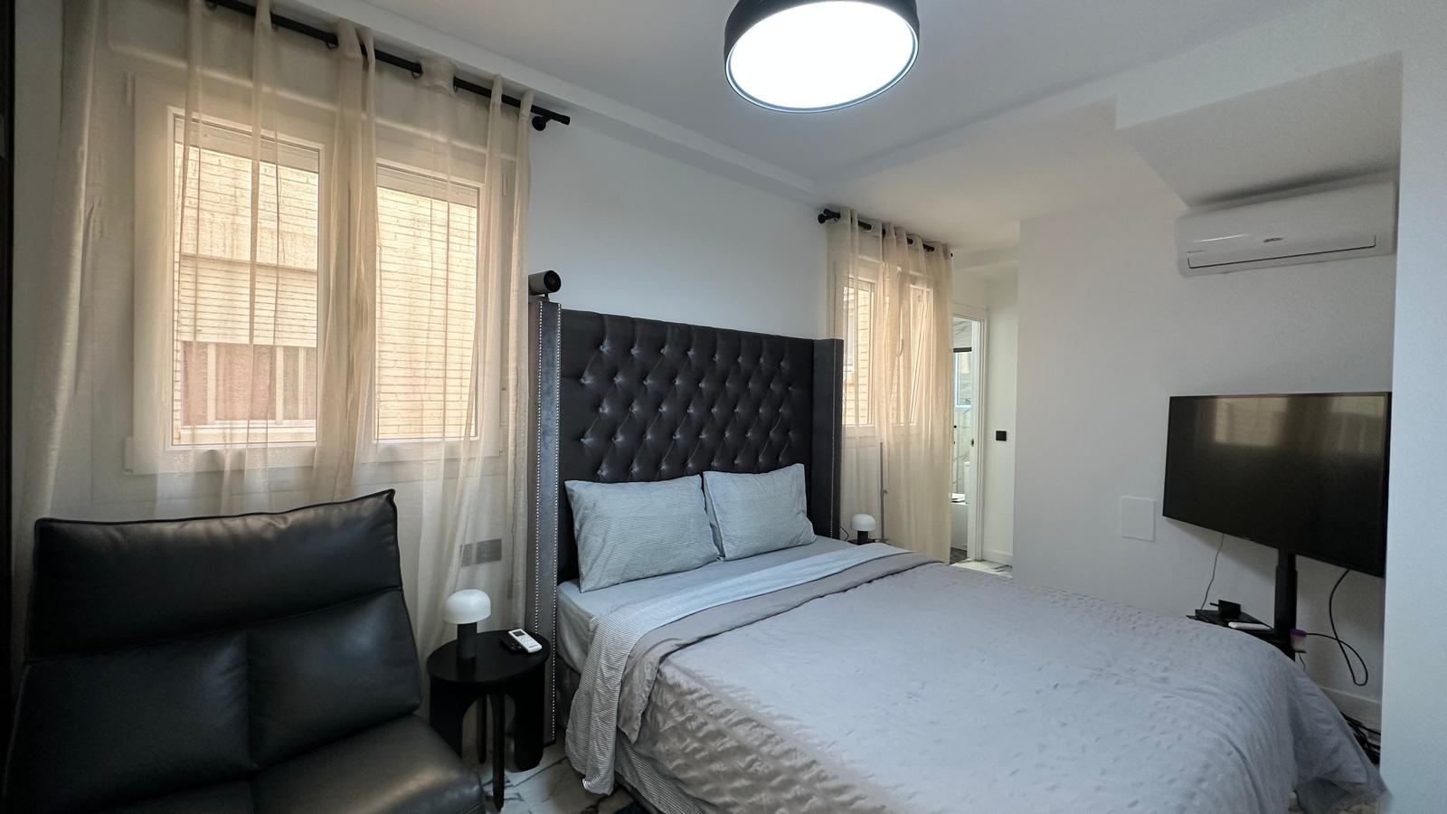 For sale - 3 Bedroom 1 Bathroom Apartment in Torrevieja - Playa Del Cura  - Alicante