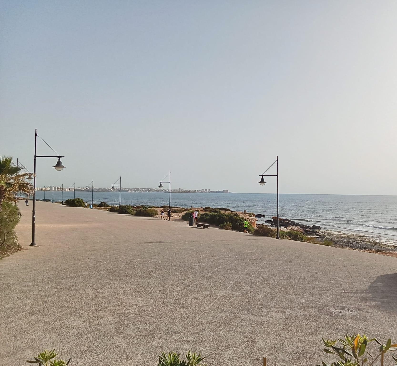 For sale - 2 Bedroom 2 Bathroom Apartment in Torrevieja - Punta Prima  - Alicante