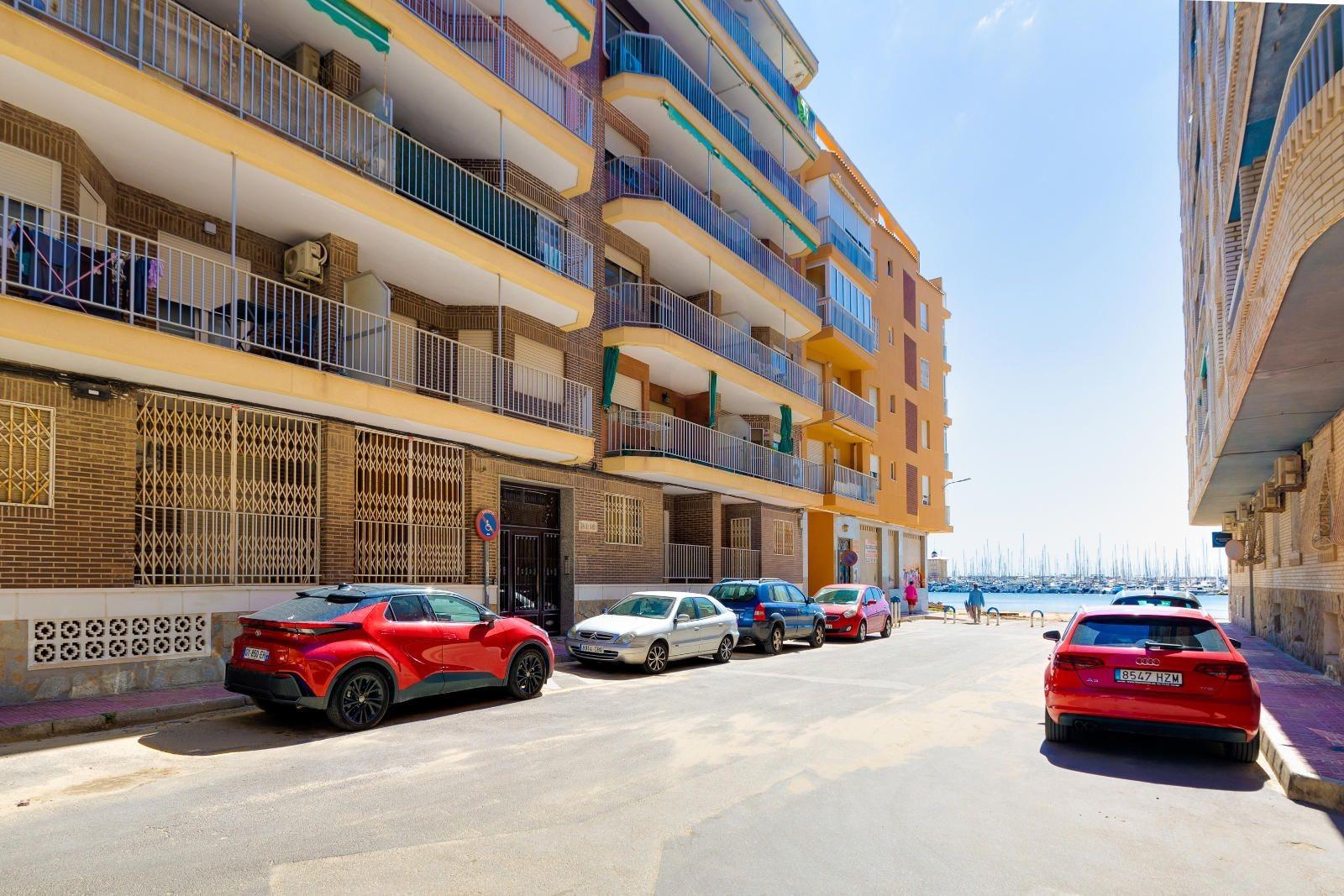 For sale - 2 Bedroom 2 Bathroom Apartment in Torrevieja - Acequion  - Alicante