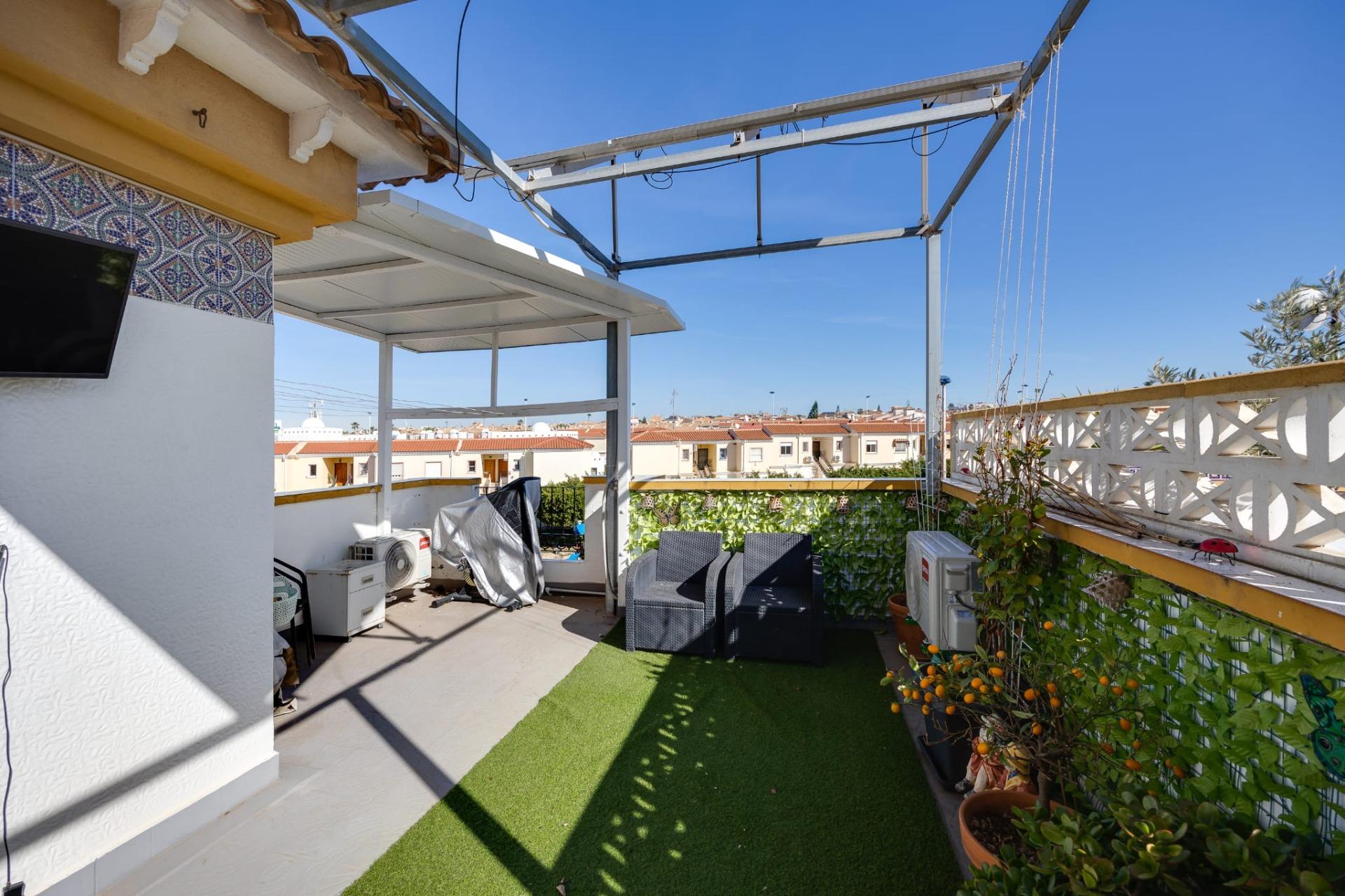 For sale - 3 Bedroom 1 Bathroom Town House in Torrevieja - aguas nuevas  - Alicante