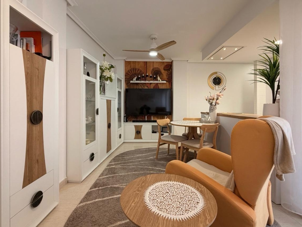 3 Bedroom 2 Bathroom Apartment in Torrevieja