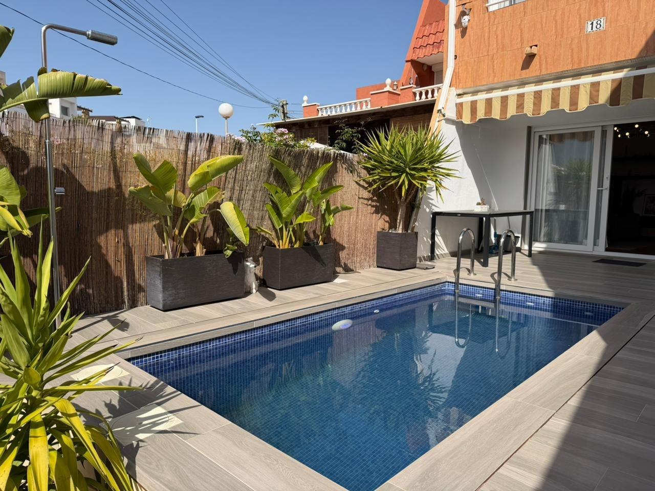 For sale - 3 Bedroom 2 Bathroom Town House in Torrevieja - Los Frutales  - Alicante