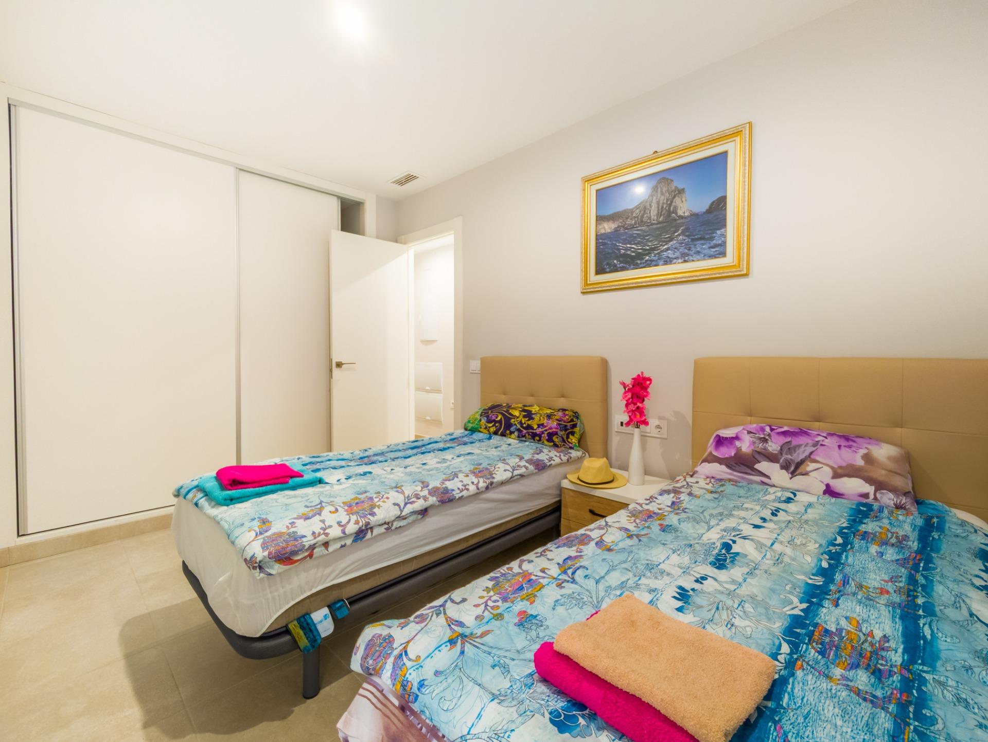 For sale - 2 Bedroom 2 Bathroom Apartment in Torrevieja - Estacion De Autobuses  - Alicante