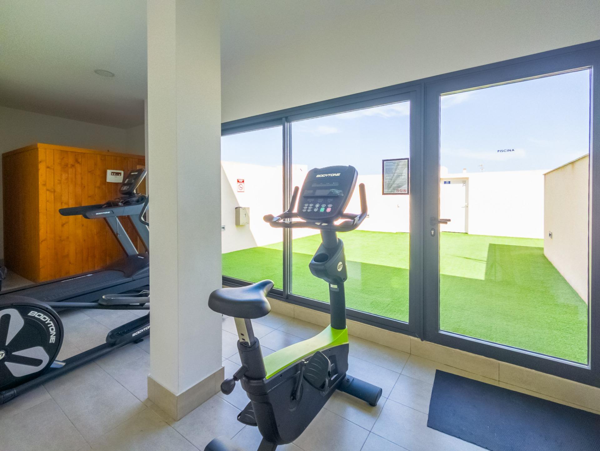 For sale - 2 Bedroom 2 Bathroom Apartment in Torrevieja - Estacion De Autobuses  - Alicante