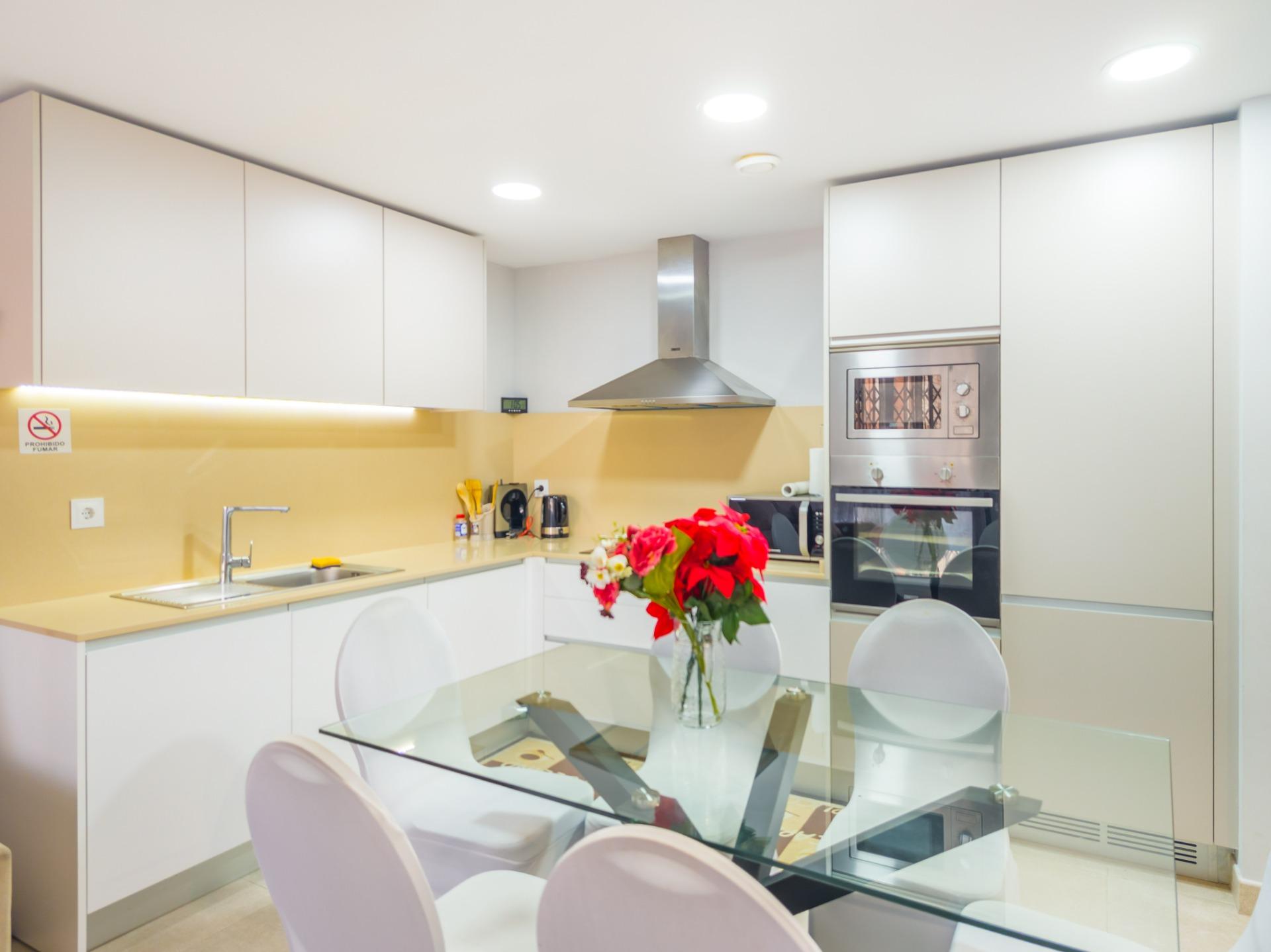 For sale - 2 Bedroom 2 Bathroom Apartment in Torrevieja - Estacion De Autobuses  - Alicante