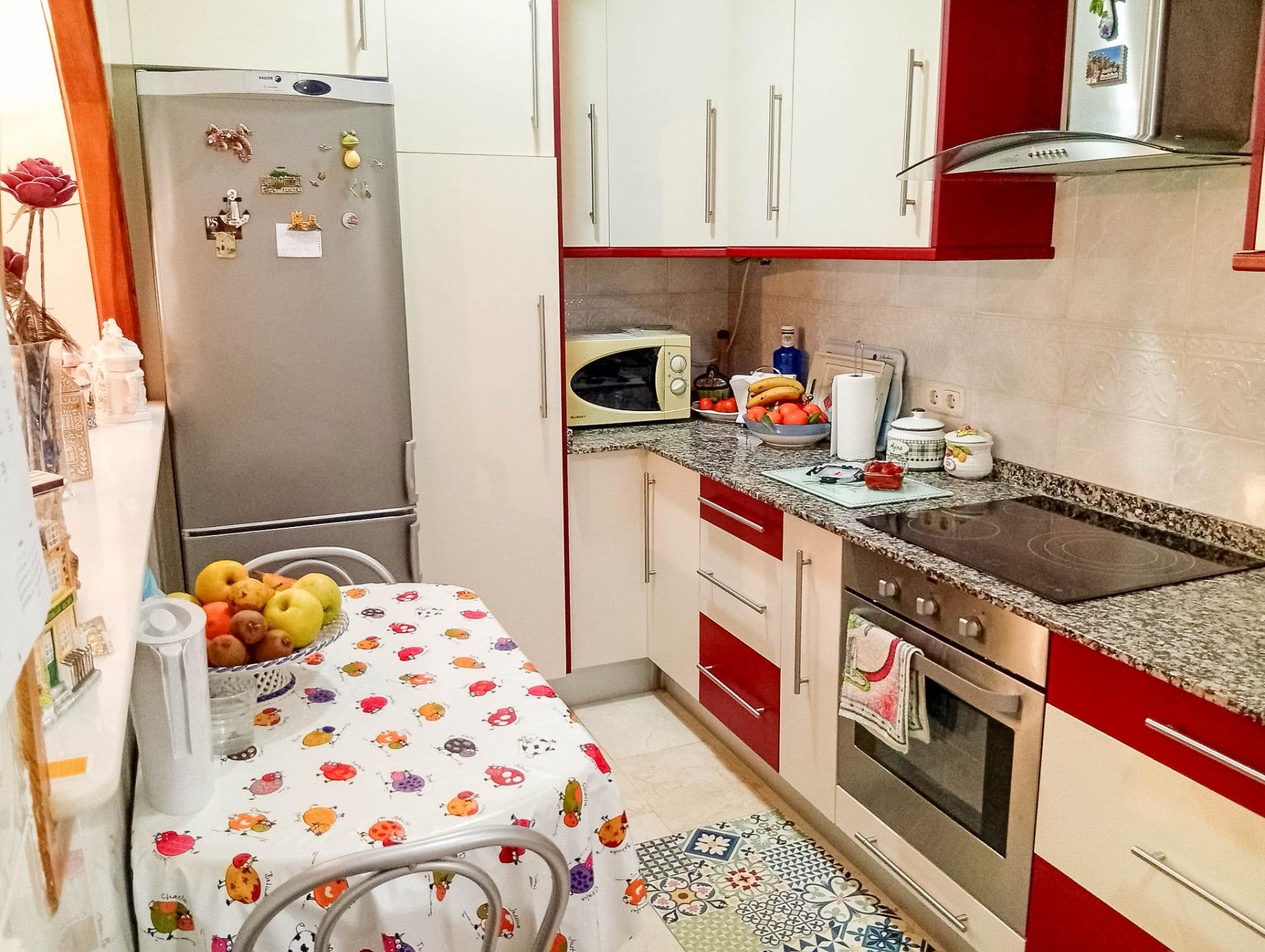 For sale - 4 Bedroom 2 Bathroom Villa in Torrevieja - La Siesta  - Alicante
