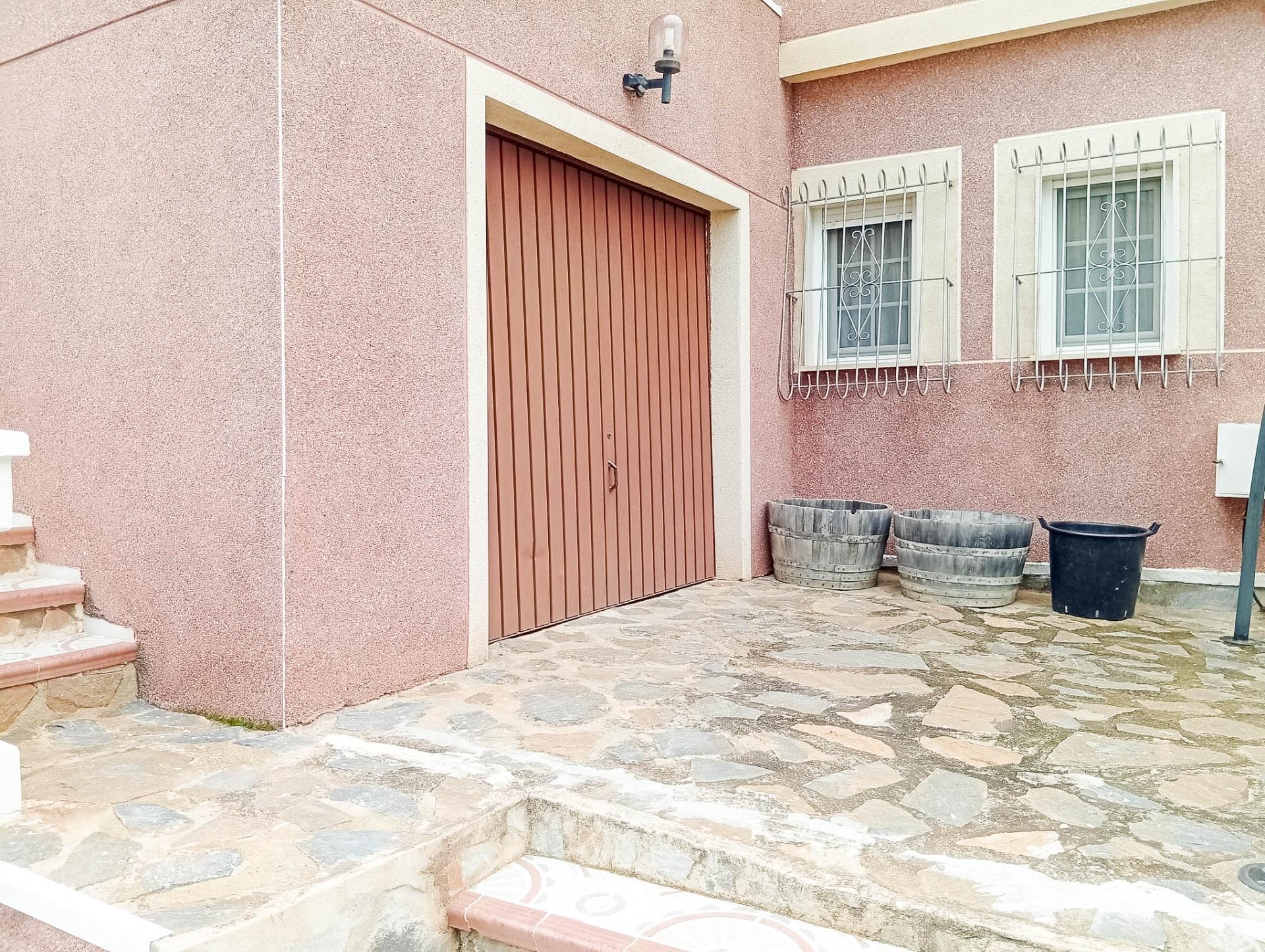 For sale - 4 Bedroom 2 Bathroom Villa in Torrevieja - La Siesta  - Alicante