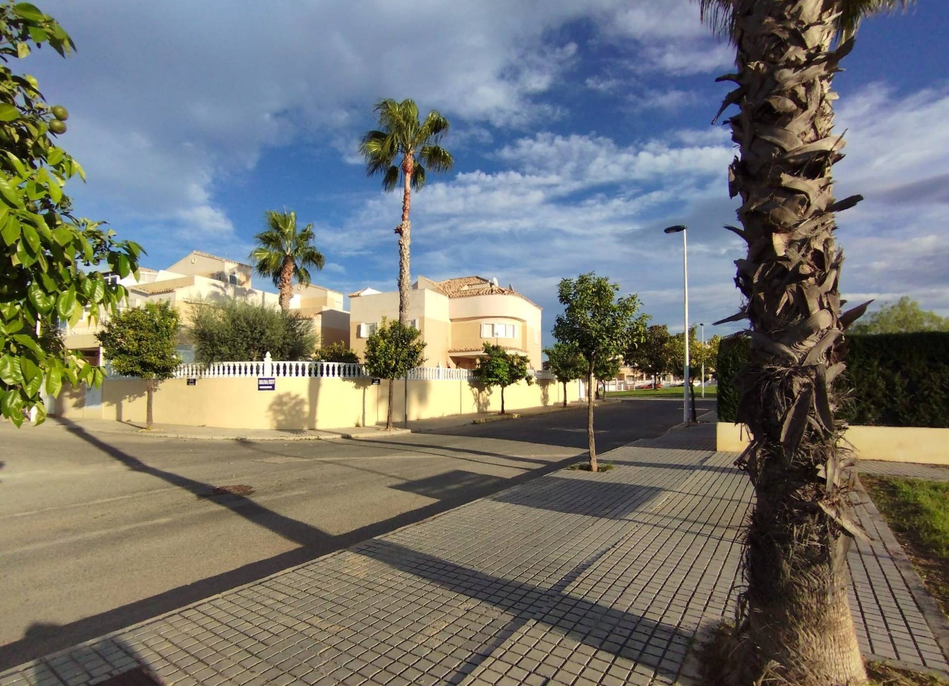For sale - 6 Bedroom 5 Bathroom Villa in Torrevieja - La Siesta - El Salado - Torreta  - Alicante