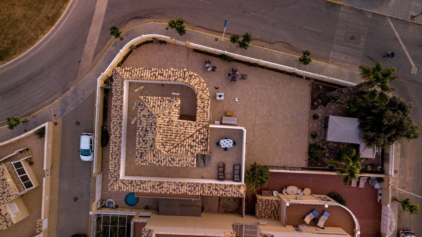 For sale - 6 Bedroom 5 Bathroom Villa in Torrevieja - La Siesta - El Salado - Torreta  - Alicante