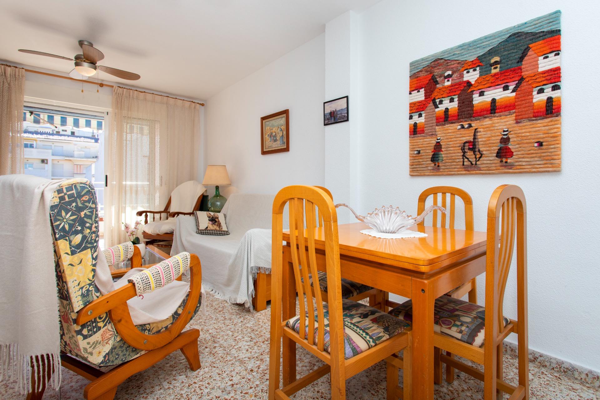 For sale - 3 Bedroom 2 Bathroom Penthouse in Torrevieja - Playa Del Cura  - Alicante