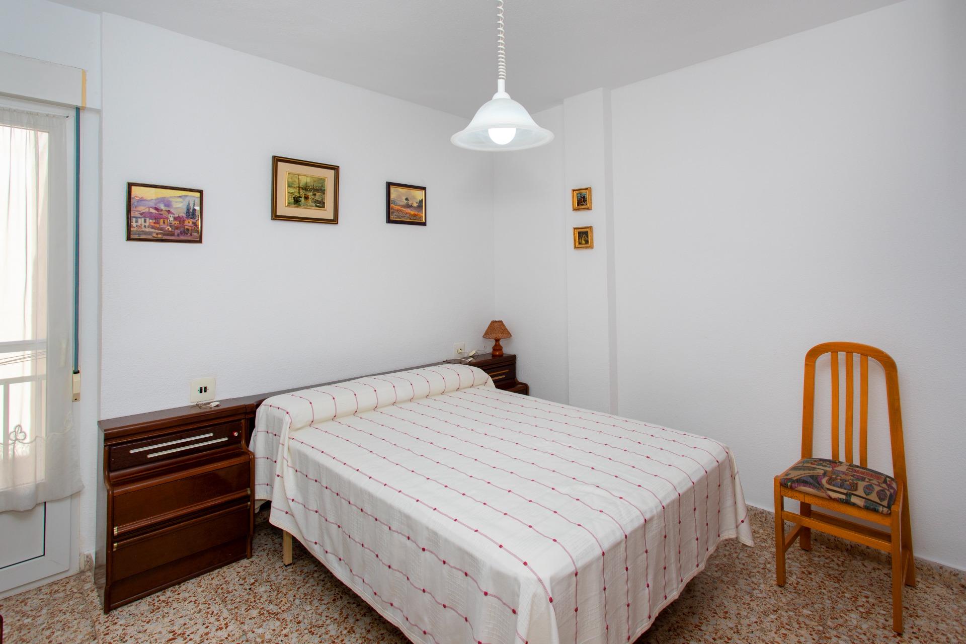 For sale - 3 Bedroom 2 Bathroom Penthouse in Torrevieja - Playa Del Cura  - Alicante