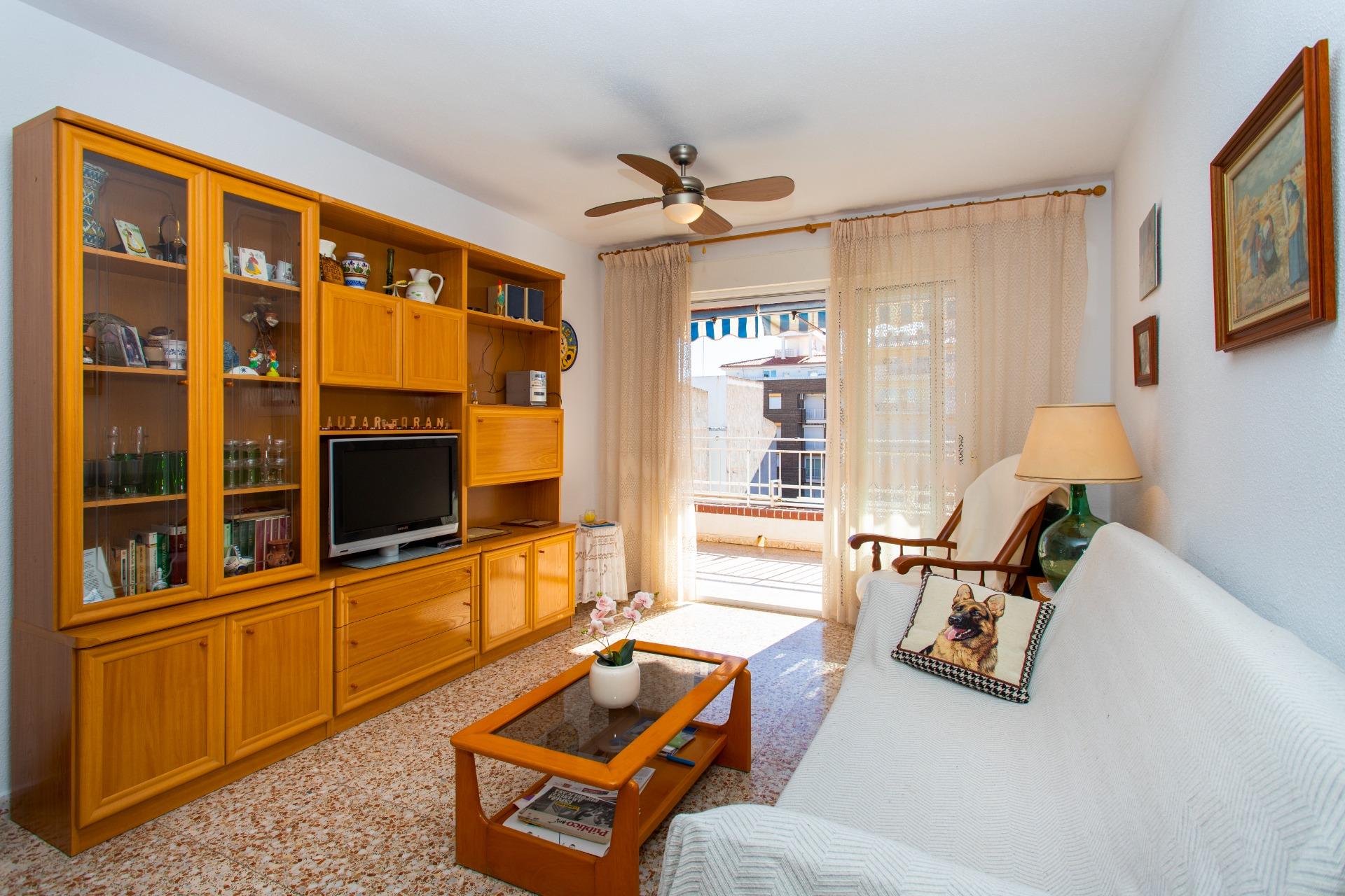 For sale - 3 Bedroom 2 Bathroom Penthouse in Torrevieja - Playa Del Cura  - Alicante