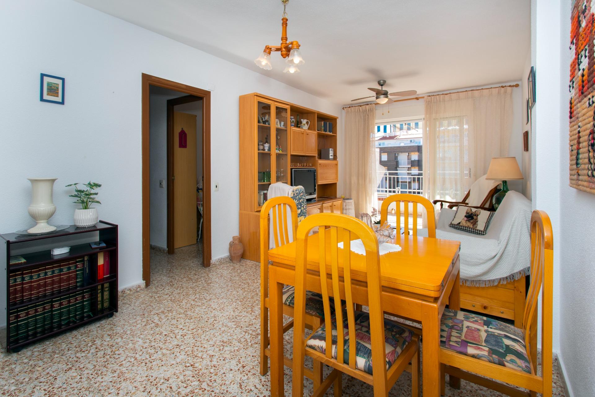 For sale - 3 Bedroom 2 Bathroom Penthouse in Torrevieja - Playa Del Cura  - Alicante