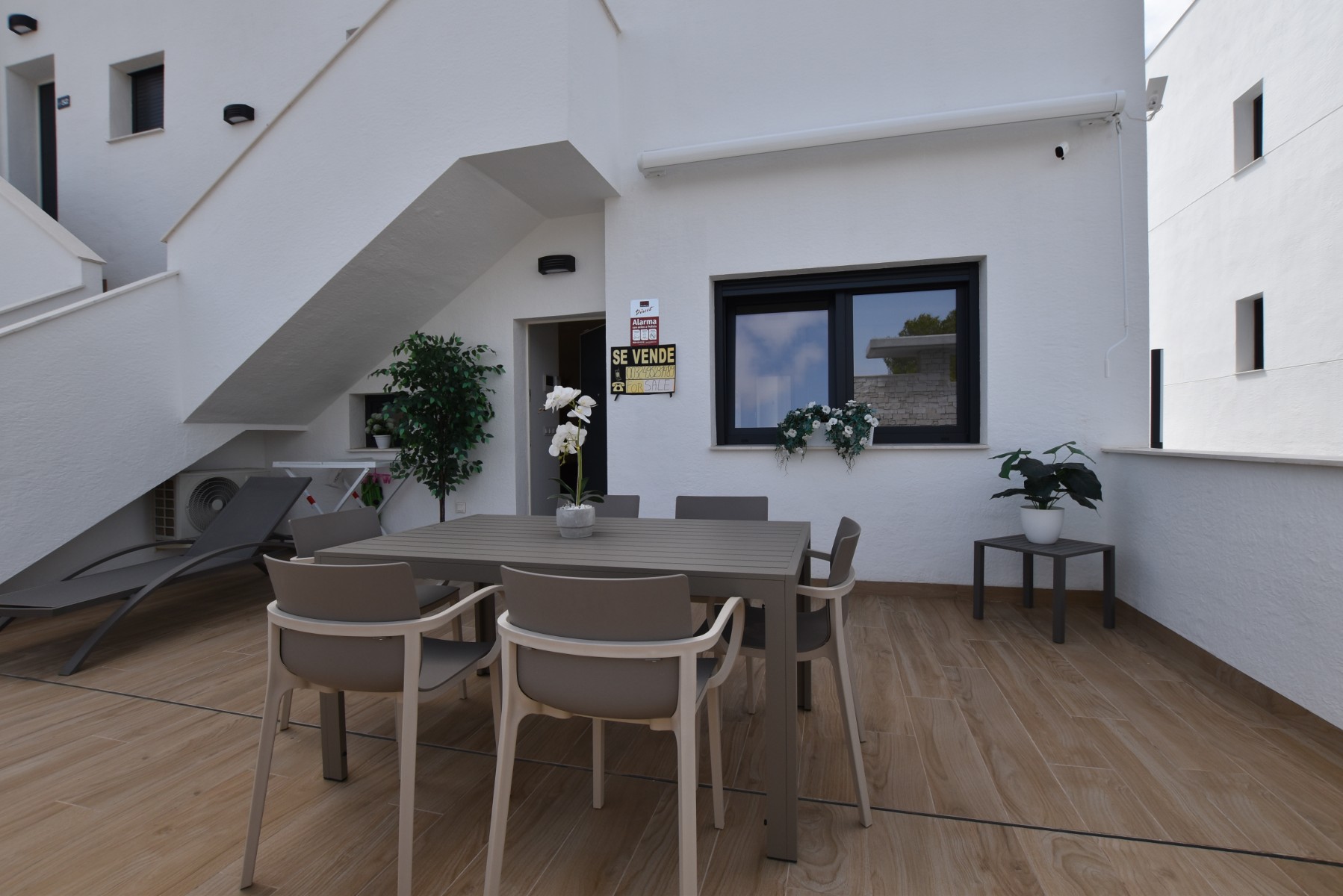 For sale - 2 Bedroom 2 Bathroom Apartment in Torrevieja - Costa Blanca  - Alicante