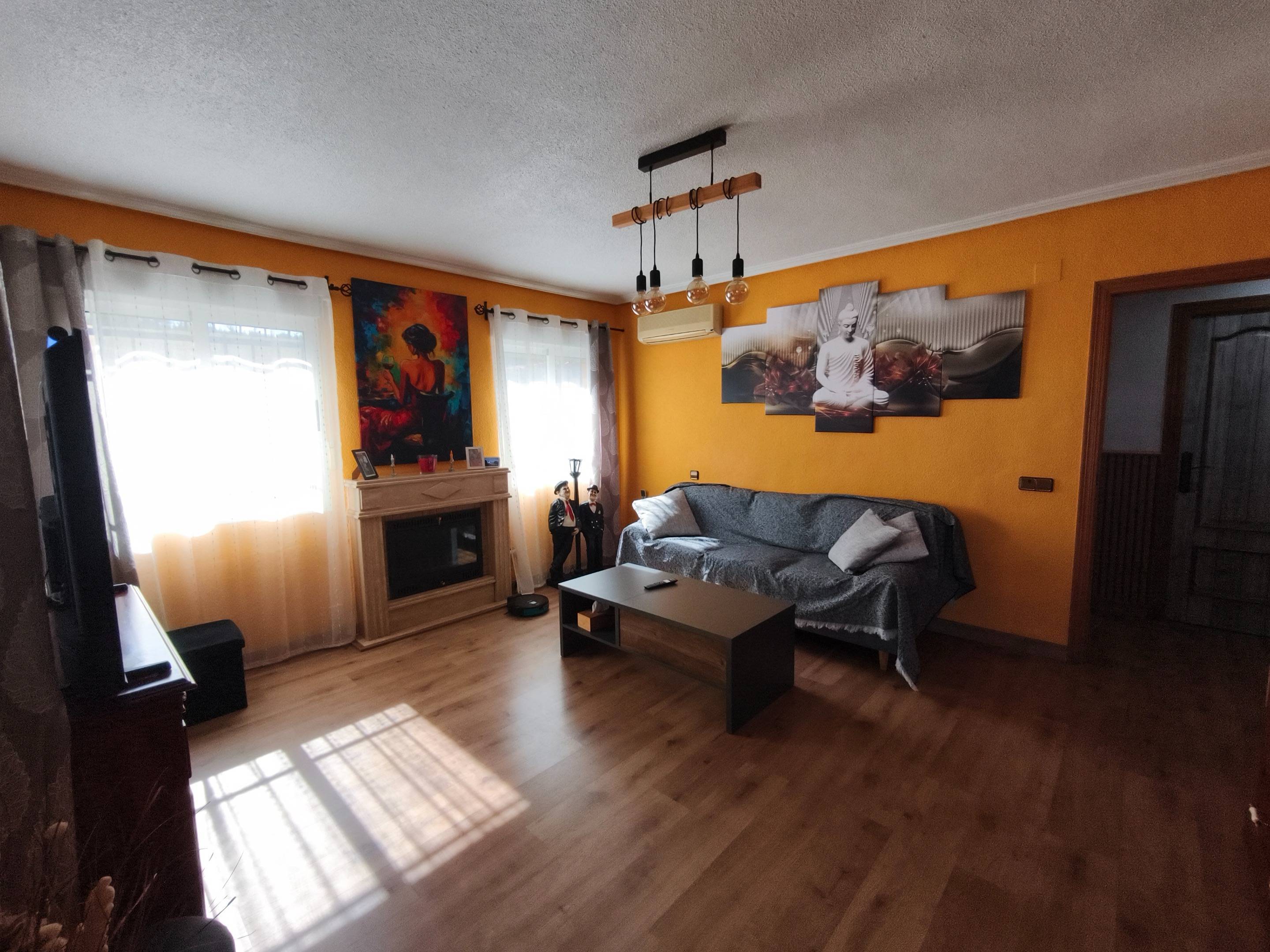 For sale - 4 Bedroom 2 Bathroom Villa in Torrevieja - Los Balcones  - Alicante