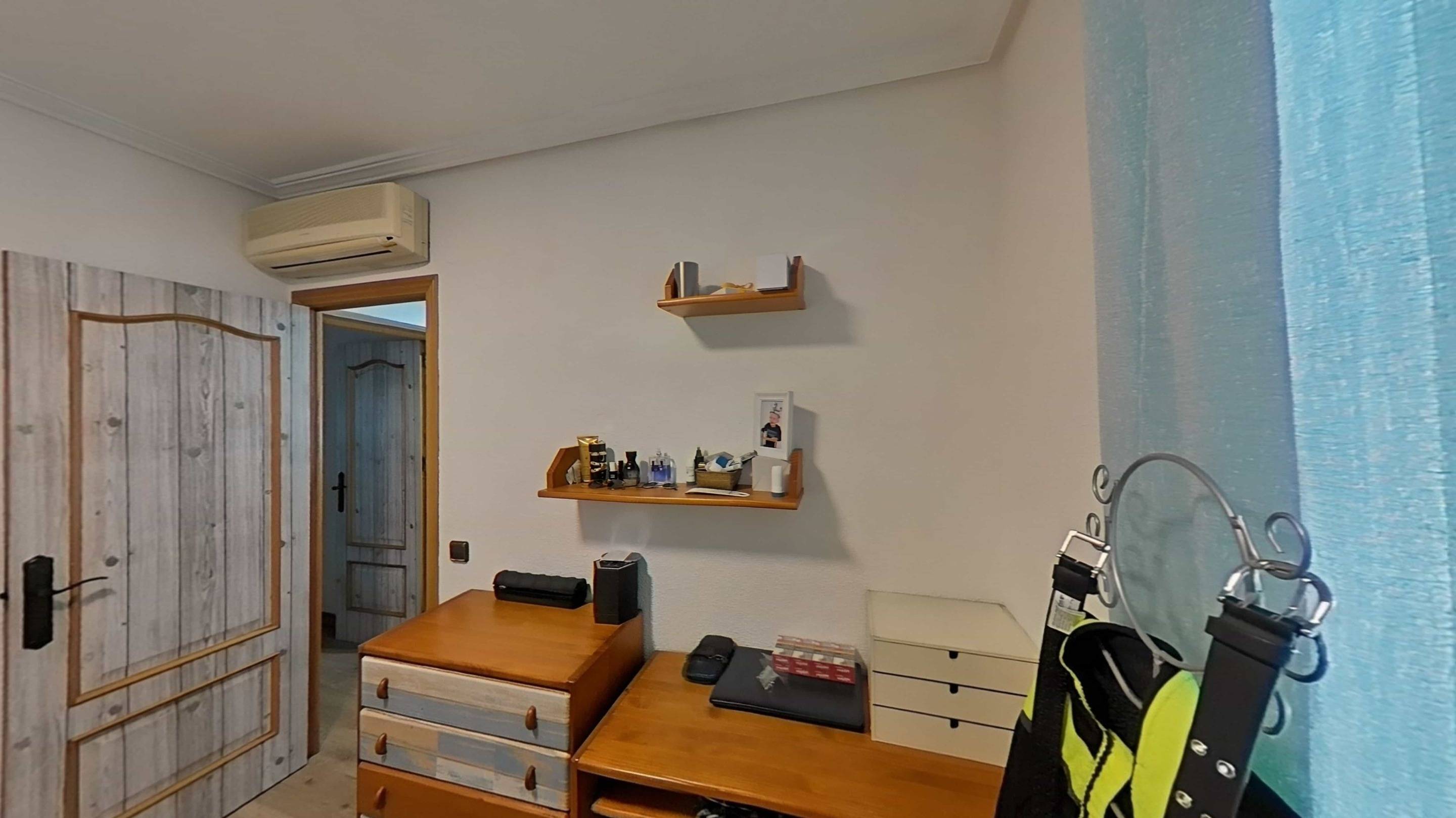 For sale - 4 Bedroom 2 Bathroom Villa in Torrevieja - Los Balcones  - Alicante