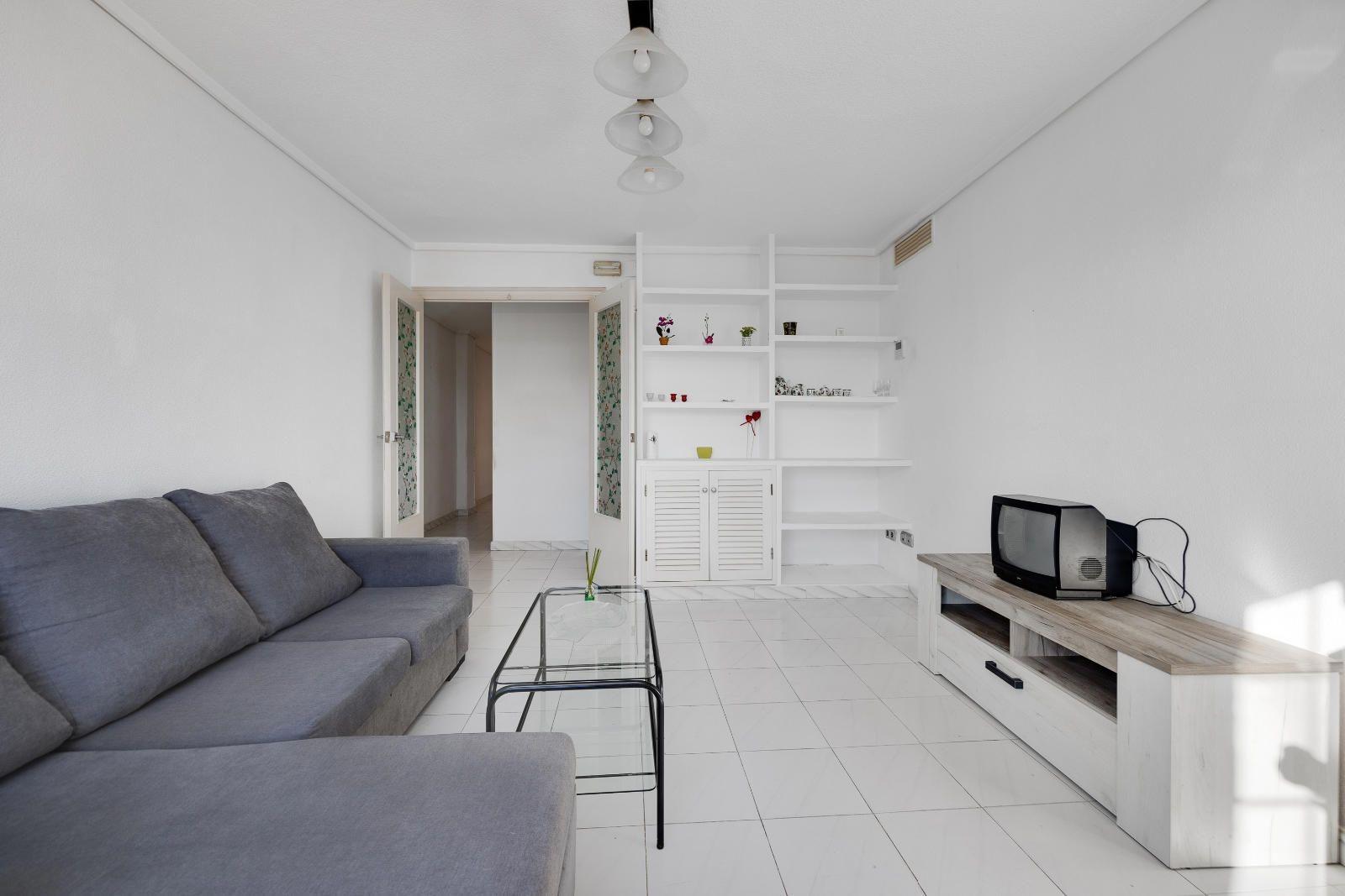 For sale - 2 Bedroom 2 Bathroom Apartment in Torrevieja - Centro  - Alicante
