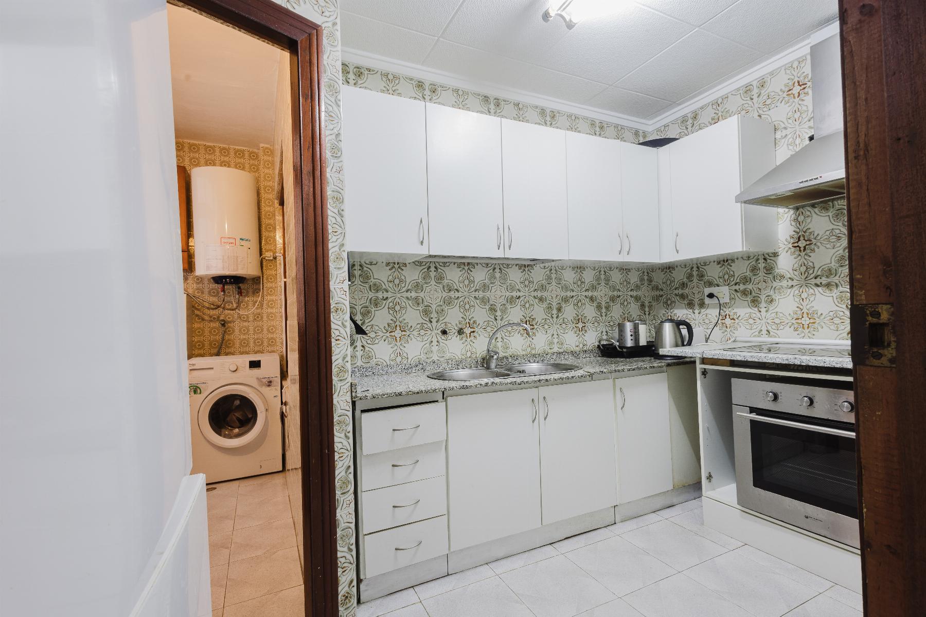 For sale - 3 Bedroom 2 Bathroom Apartment in Torrevieja - Costa Blanca  - Alicante