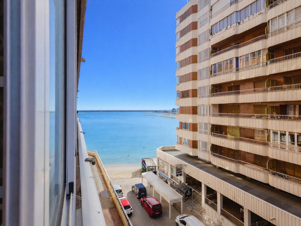 3 Bedroom 2 Bathroom Apartment in Torrevieja