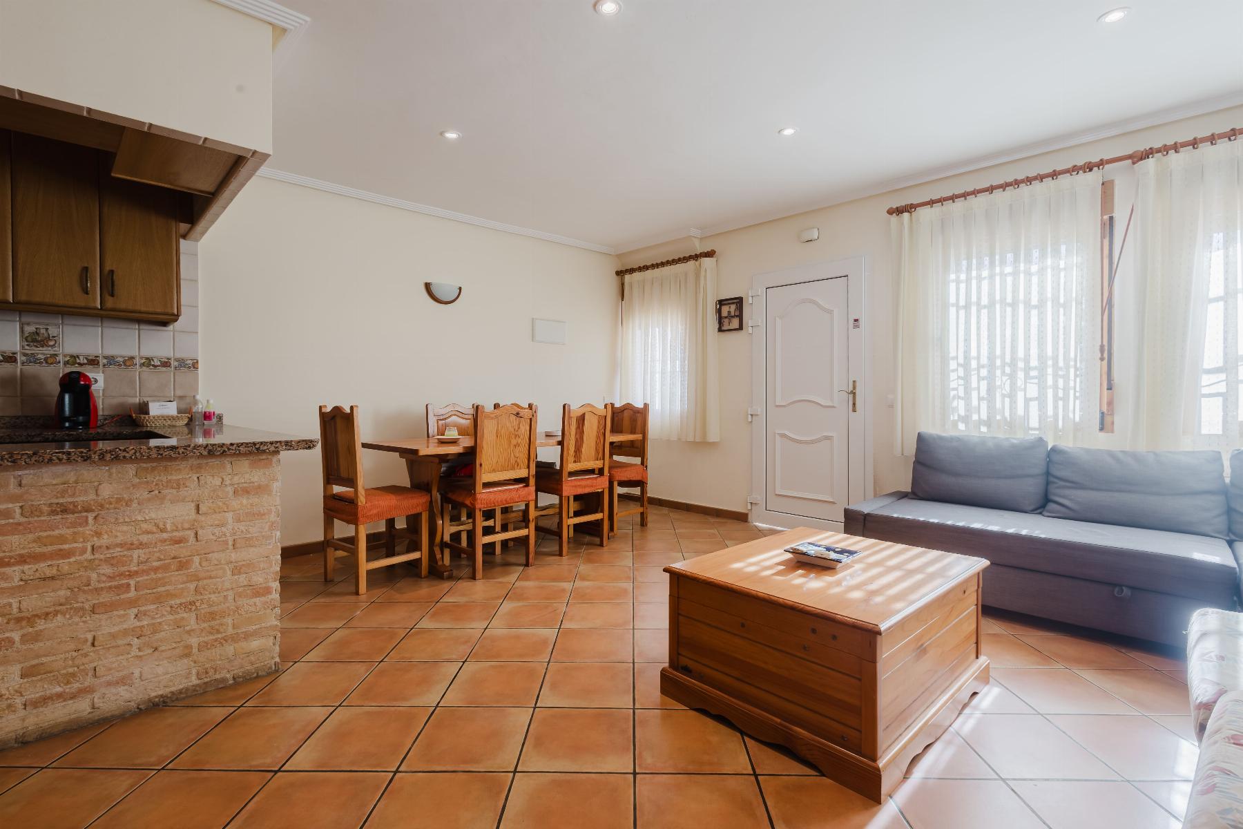 For sale - 3 Bedroom 1 Bathroom Bungalow in Torrevieja - Costa Blanca  - Alicante