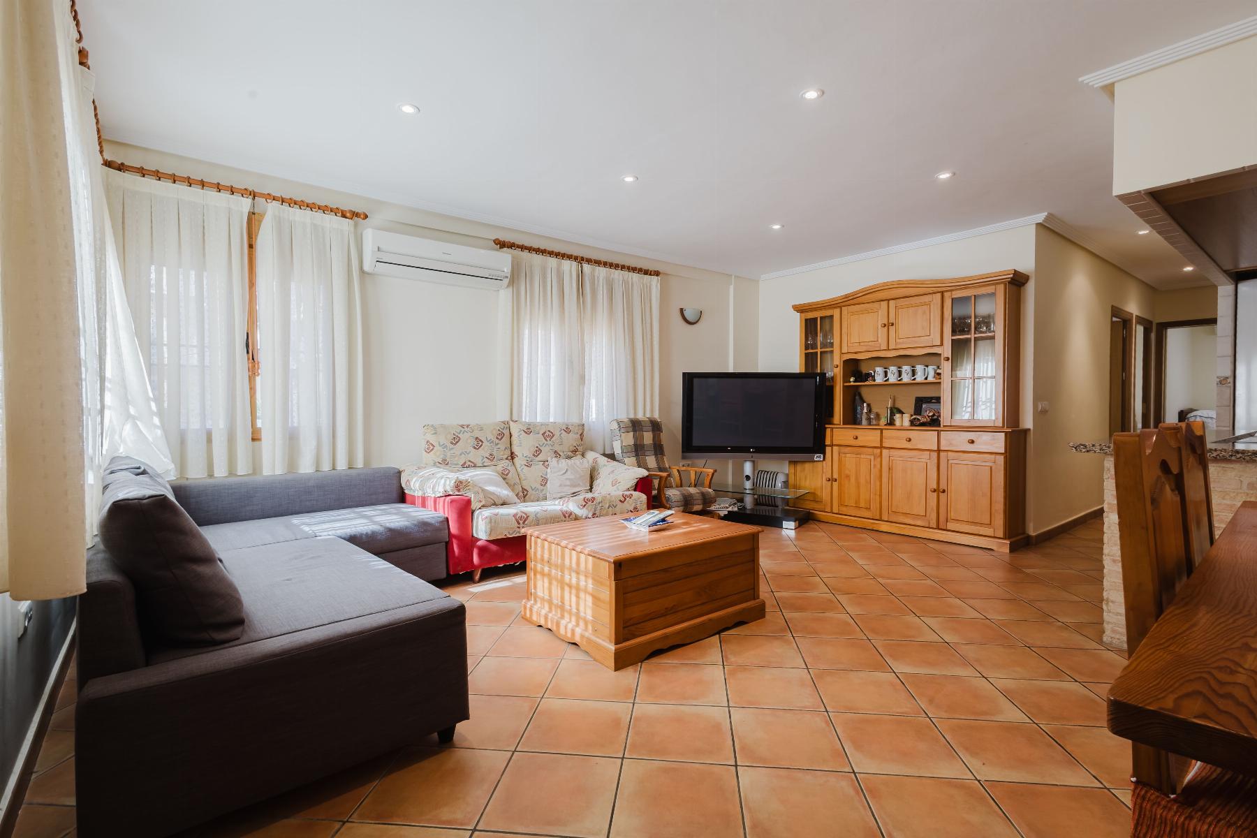 For sale - 3 Bedroom 1 Bathroom Bungalow in Torrevieja - Costa Blanca  - Alicante