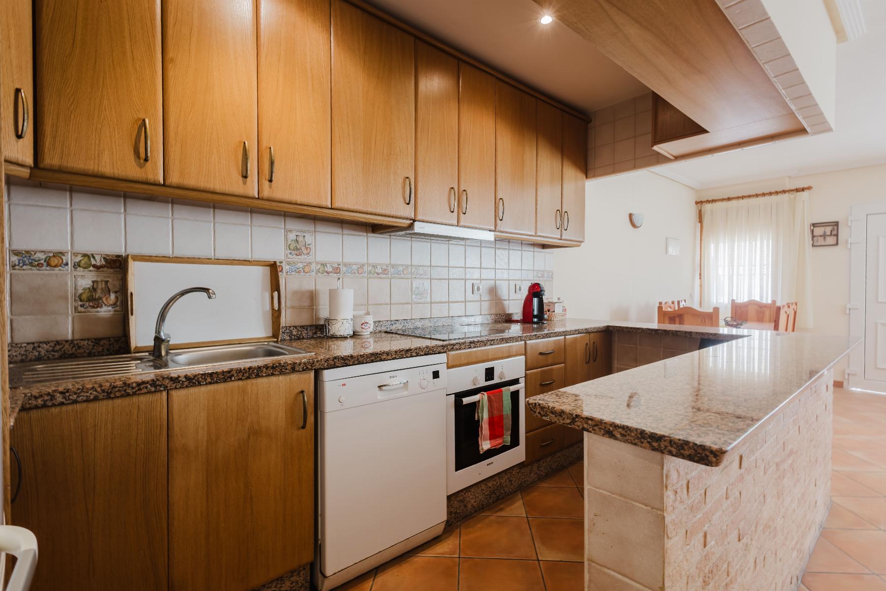 For sale - 3 Bedroom 1 Bathroom Bungalow in Torrevieja - Costa Blanca  - Alicante