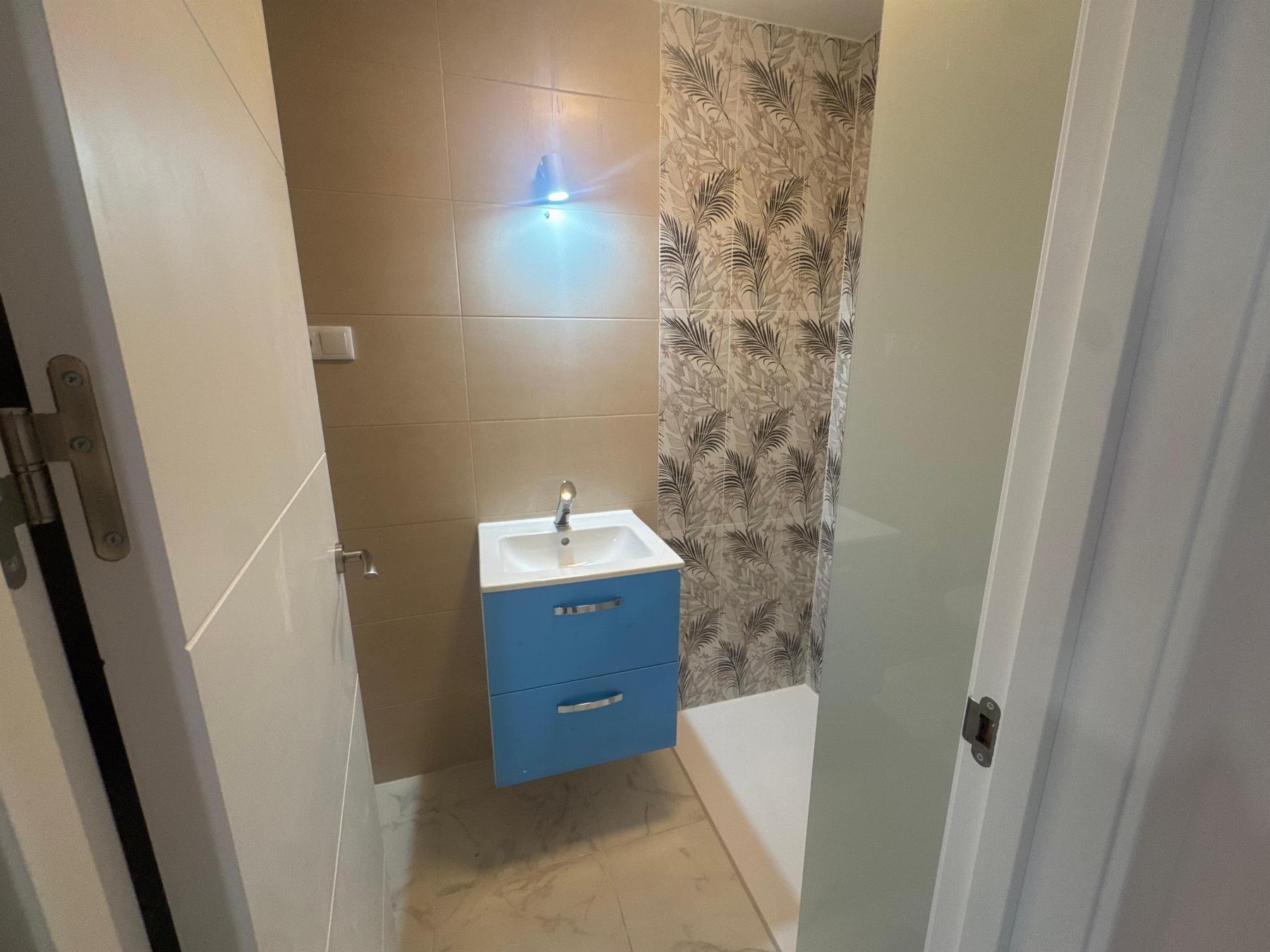 For sale - 3 Bedroom 3 Bathroom Apartment in Torrevieja - Costa Blanca  - Alicante