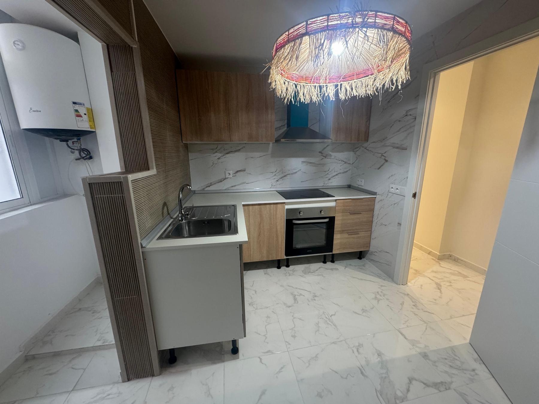 For sale - 3 Bedroom 3 Bathroom Apartment in Torrevieja - Costa Blanca  - Alicante
