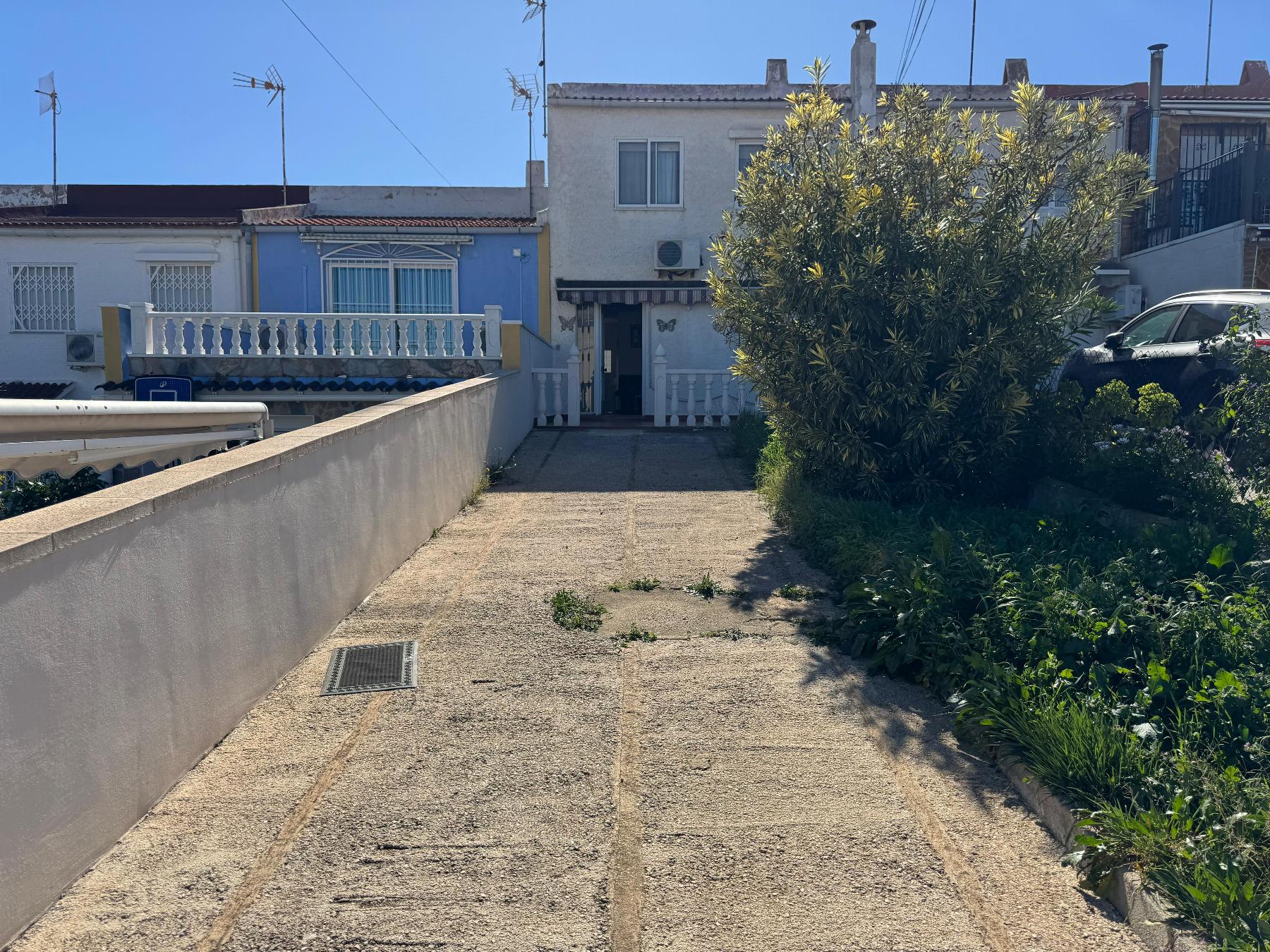 For sale - 3 Bedroom 2 Bathroom Town House in Torrevieja - Costa Blanca  - Alicante