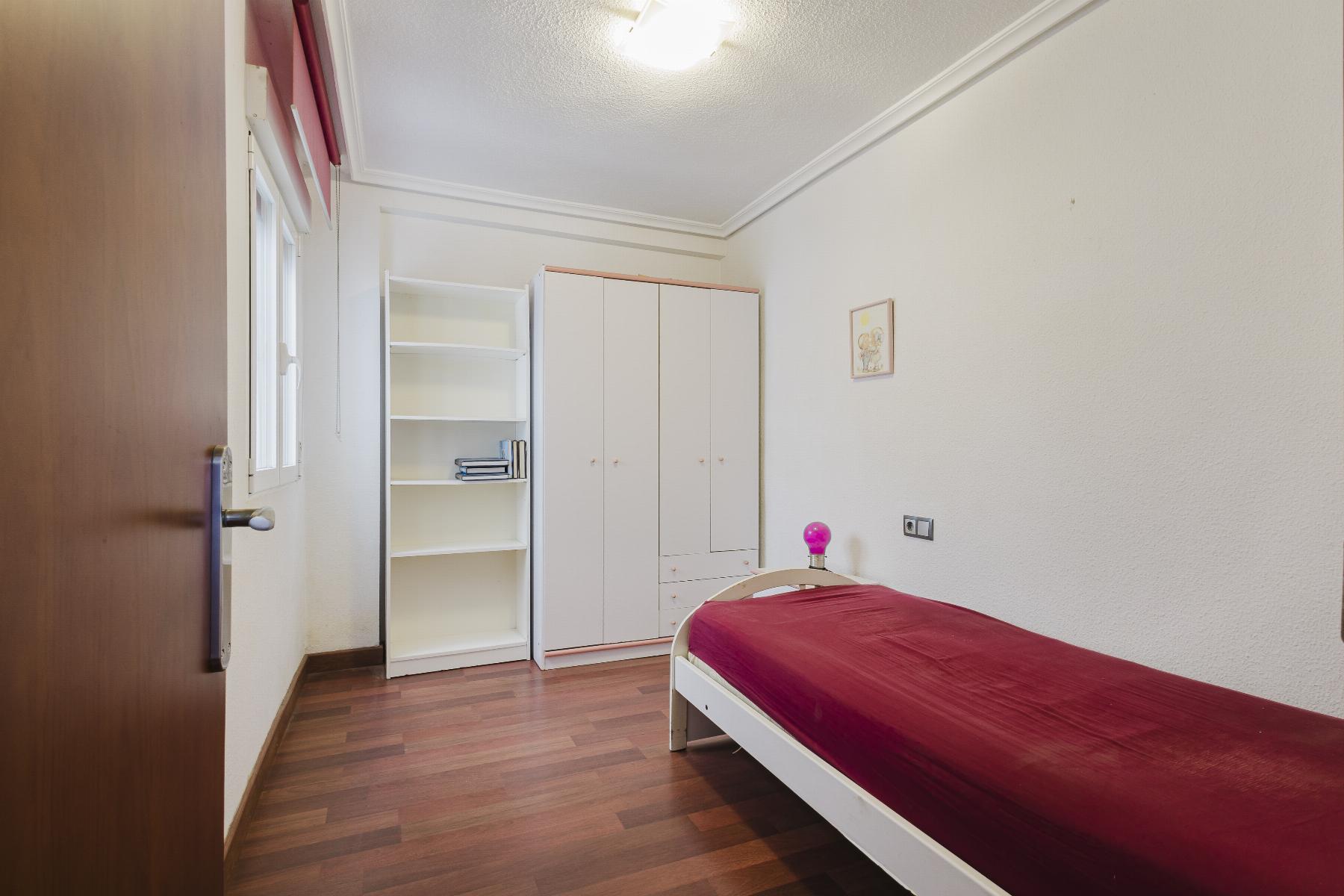 For sale - 3 Bedroom 2 Bathroom Apartment in Torrevieja - Costa Blanca  - Alicante