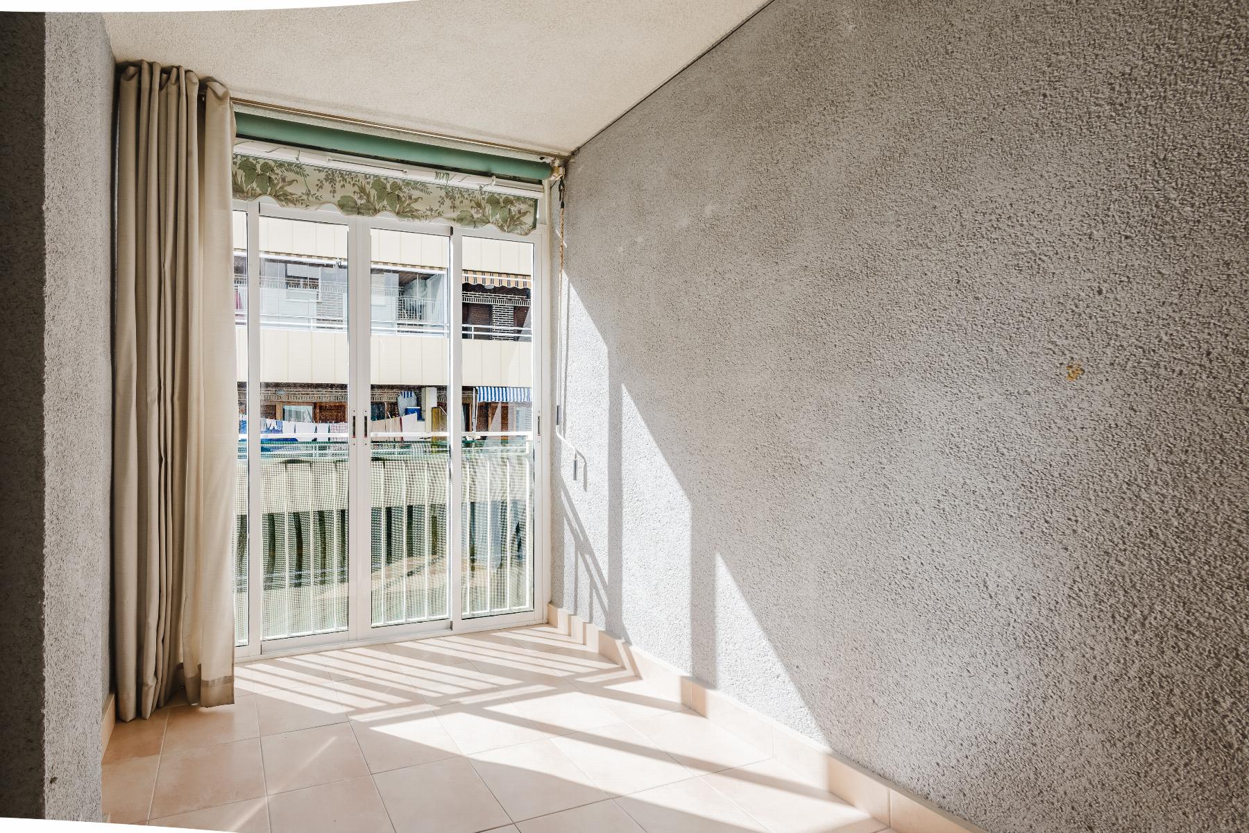 For sale - 3 Bedroom 2 Bathroom Apartment in Torrevieja - Costa Blanca  - Alicante