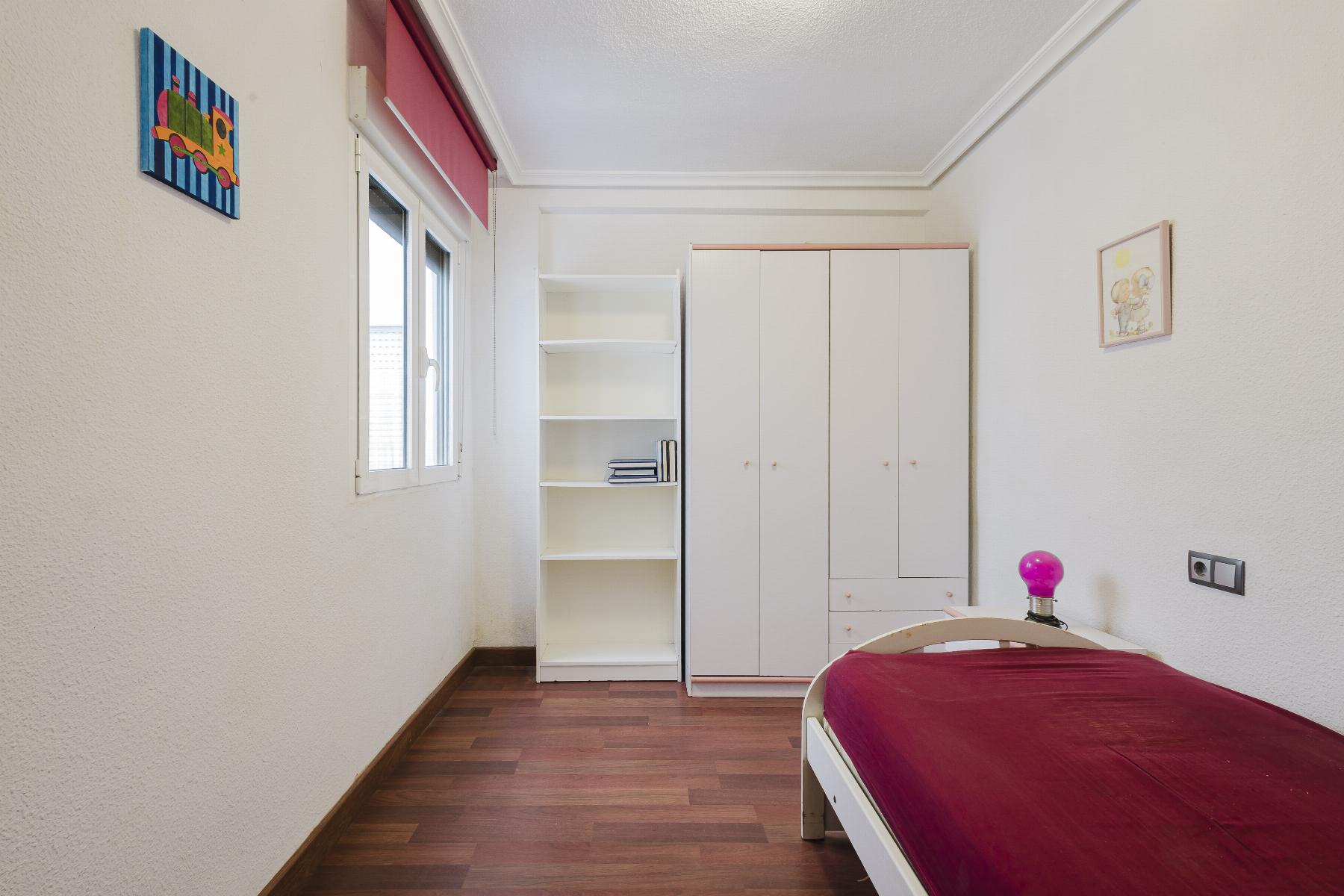 For sale - 3 Bedroom 2 Bathroom Apartment in Torrevieja - Costa Blanca  - Alicante