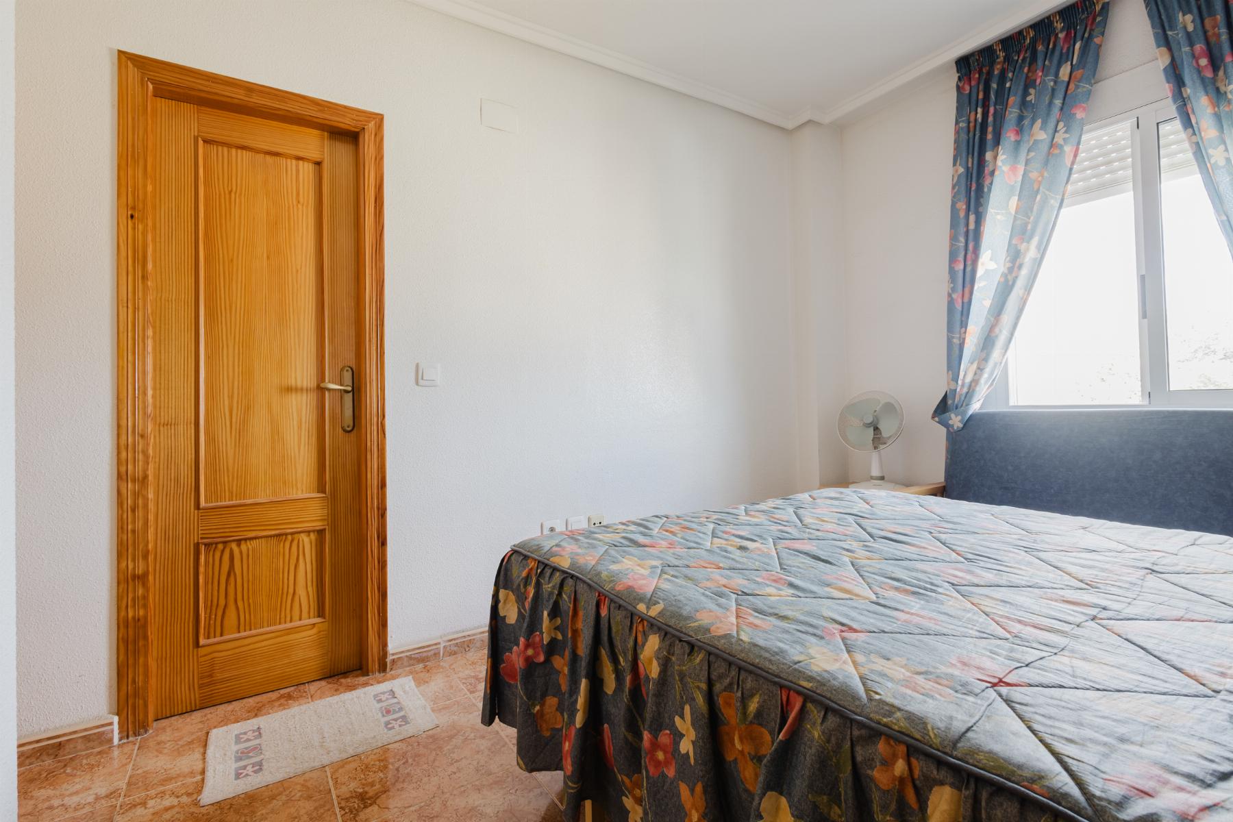For sale - 3 Bedroom 2 Bathroom Apartment in Torrevieja - Costa Blanca  - Alicante