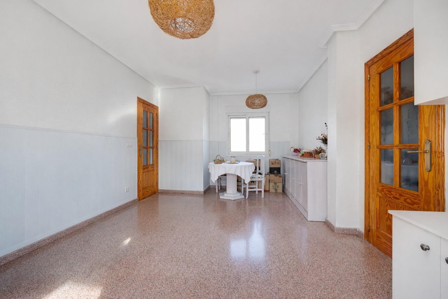 For sale - 2 Bedroom 2 Bathroom Apartment in Torrevieja - Costa Blanca  - Alicante
