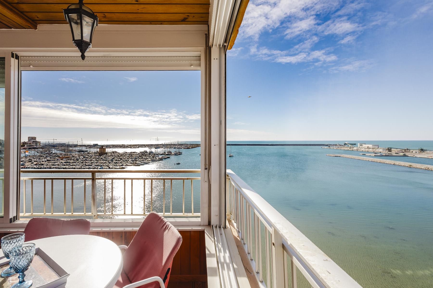 For sale - 3 Bedroom 2 Bathroom Apartment in Torrevieja - Costa Blanca  - Alicante