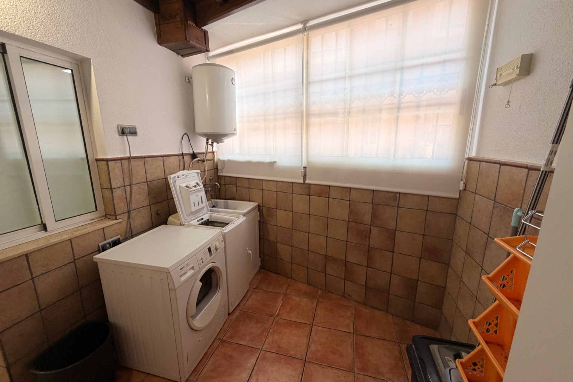 For sale - 3 Bedroom 3 Bathroom Townhouse in Catral - pueblo  - Alicante