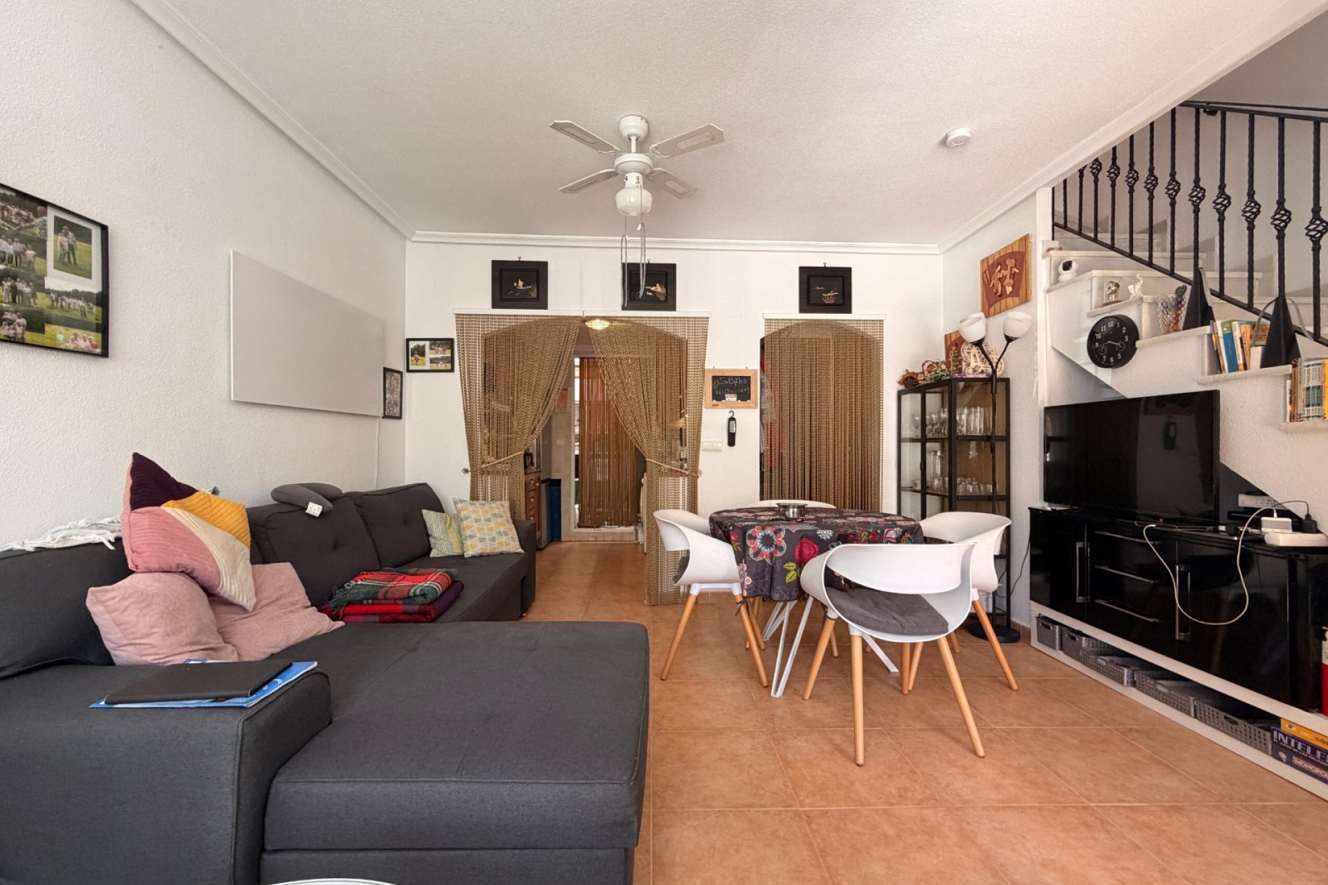 For sale - 3 Bedroom 2 Bathroom Townhouse in El Raso - El Raso  - Alicante