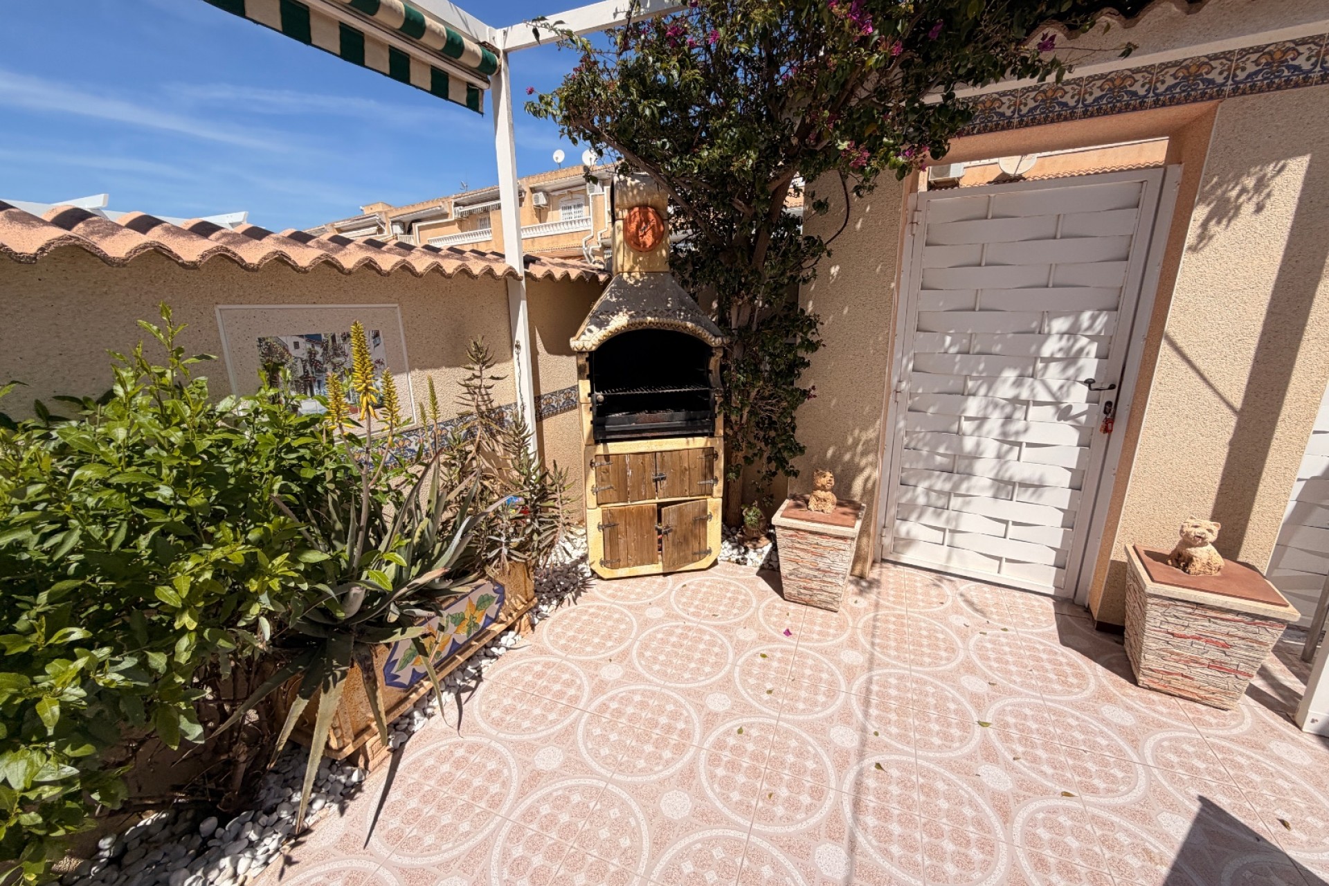 For sale - 2 Bedroom 2 Bathroom Townhouse in Dona Pepa Quesada - Dona Pepa  - Alicante