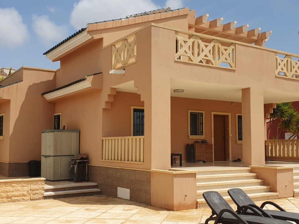 4 Bedroom 2 Bathroom Villa Detached in Ciudad Quesada