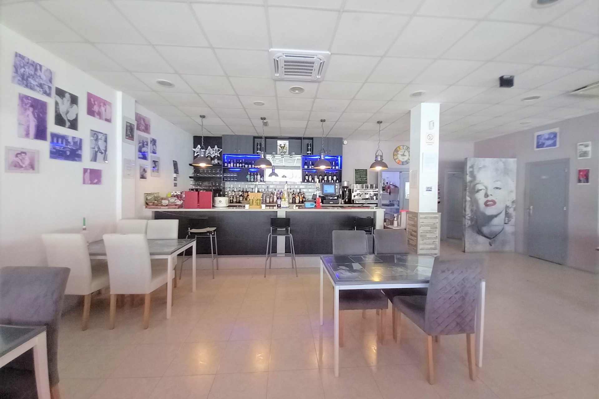 For sale - 2 Bathroom Commercial in Guardamar del Segura - Guardamar del Segura  - Costa Blanca (Alicante)