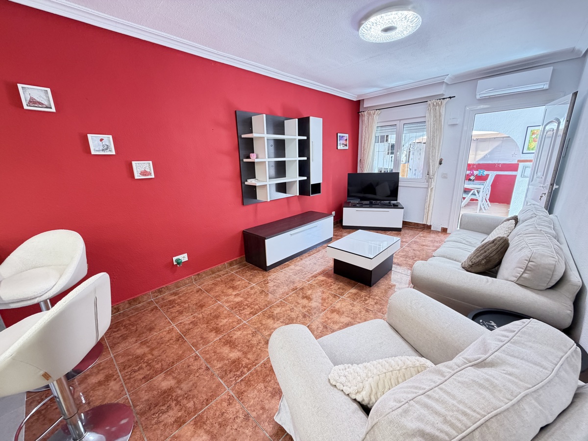 For sale - 2 Bedroom 1 Bathroom Bungalow in San Miguel De Salinas - , San Miguel De Salinas, Alicante, Spain - Alicante