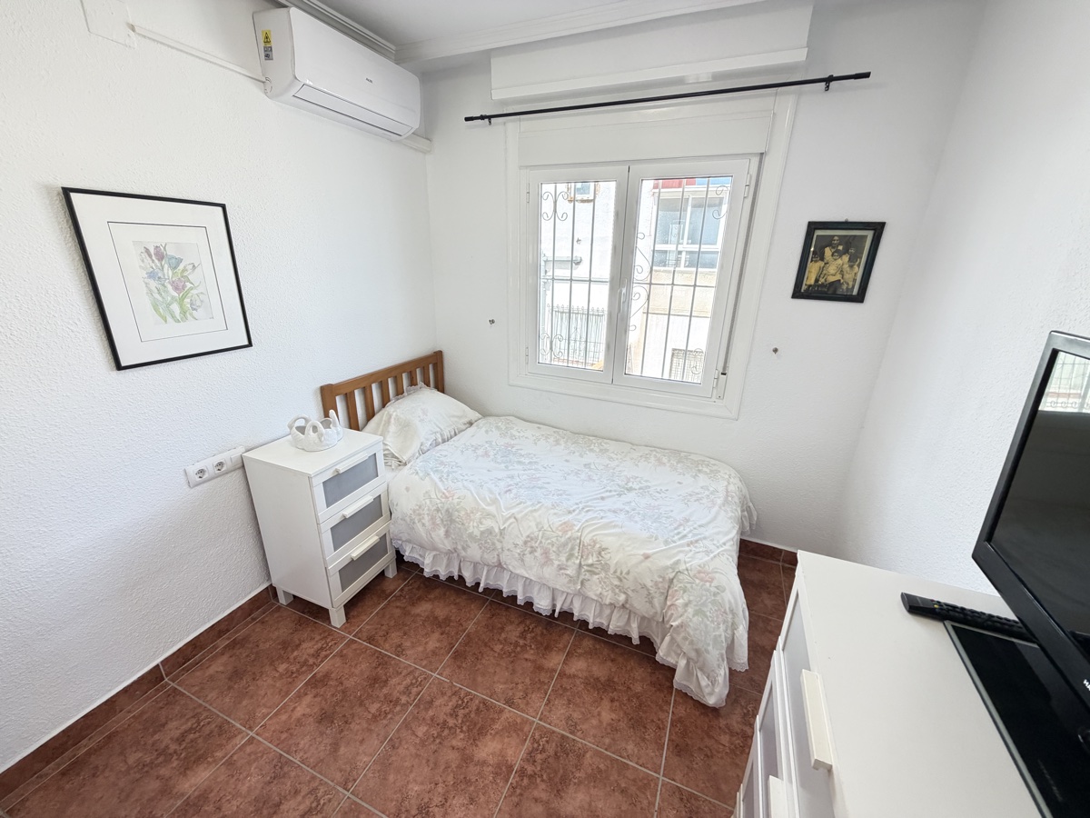 For sale - 2 Bedroom 1 Bathroom Bungalow in San Miguel De Salinas - , San Miguel De Salinas, Alicante, Spain - Alicante