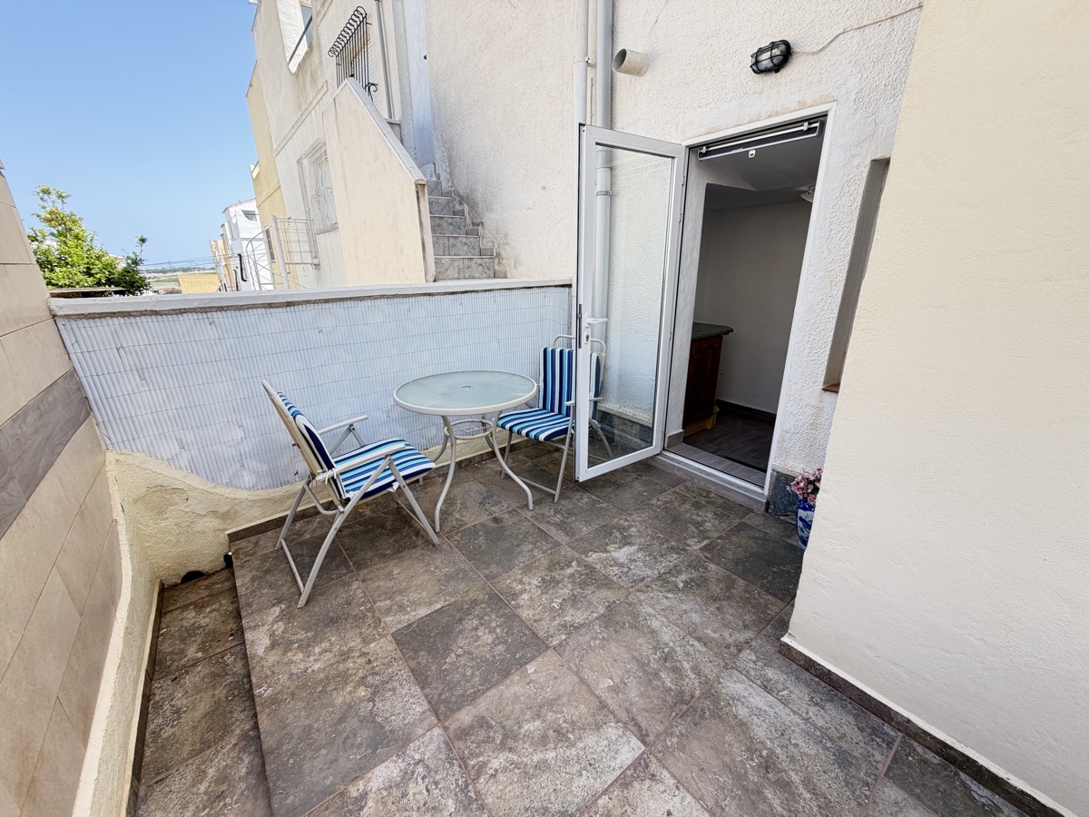 For sale - 2 Bedroom 1 Bathroom Bungalow in San Miguel De Salinas - , San Miguel De Salinas, Alicante, Spain - Alicante
