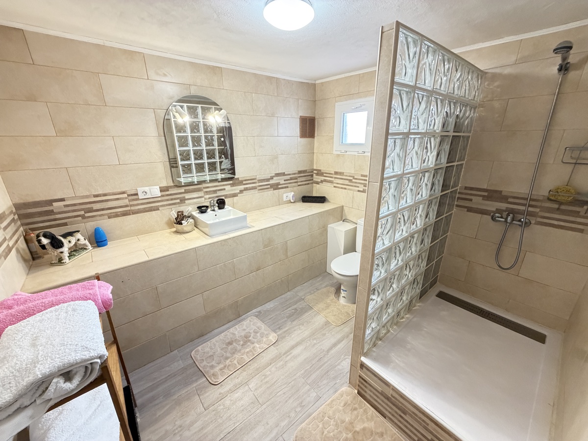 For sale - 2 Bedroom 1 Bathroom Bungalow in San Miguel De Salinas - , San Miguel De Salinas, Alicante, Spain - Alicante