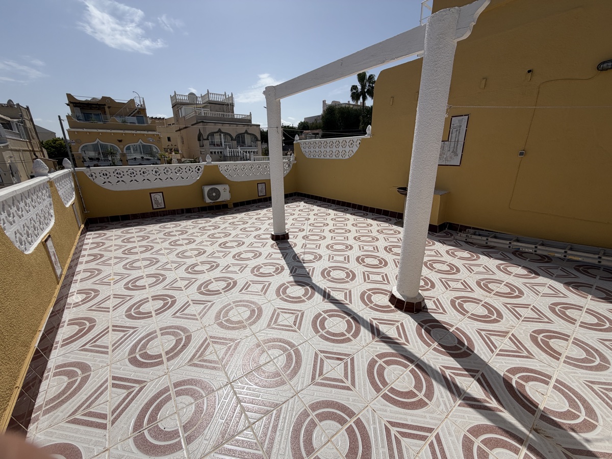 For sale - 2 Bedroom 1 Bathroom Bungalow in San Miguel De Salinas - , San Miguel De Salinas, Alicante, Spain - Alicante